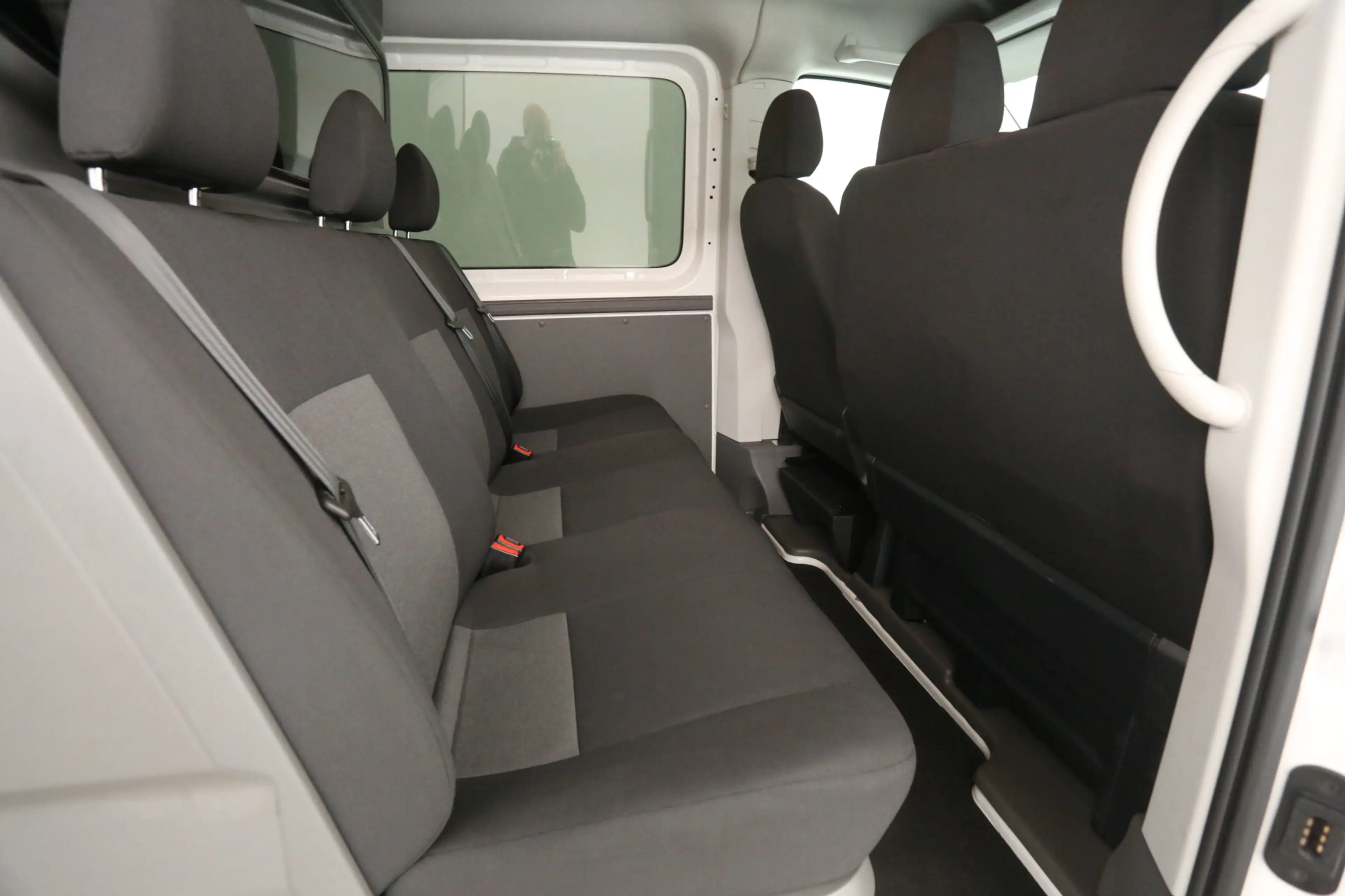 Volkswagen Crafter 2.0 TDI 140PK L3H2 | DC | 6 Zits | 3000KG Trekgew. — photo 3