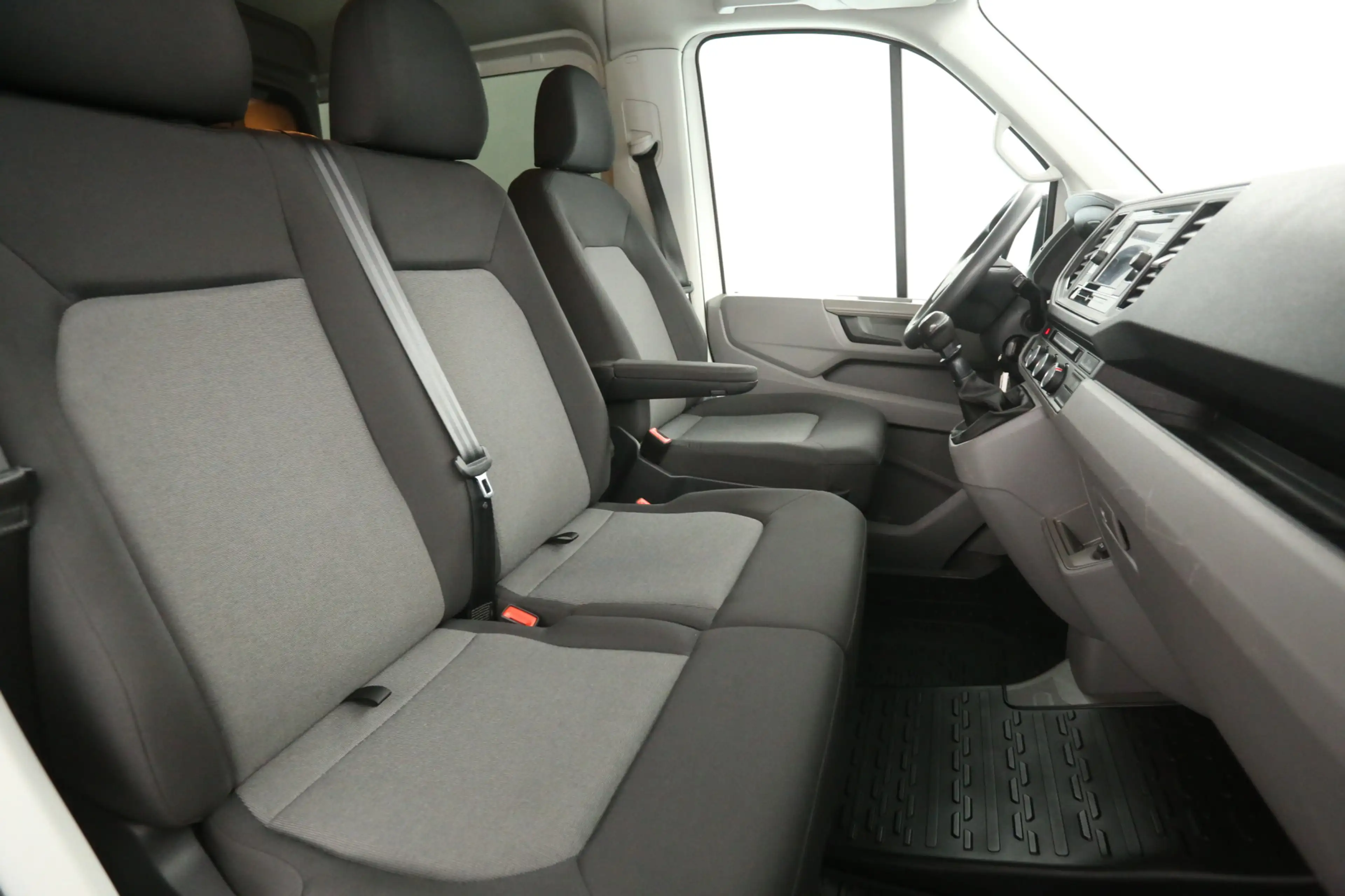 Volkswagen Crafter 2.0 TDI 140PK L3H2 | DC | 6 Zits | 3000KG Trekgew. — photo 11