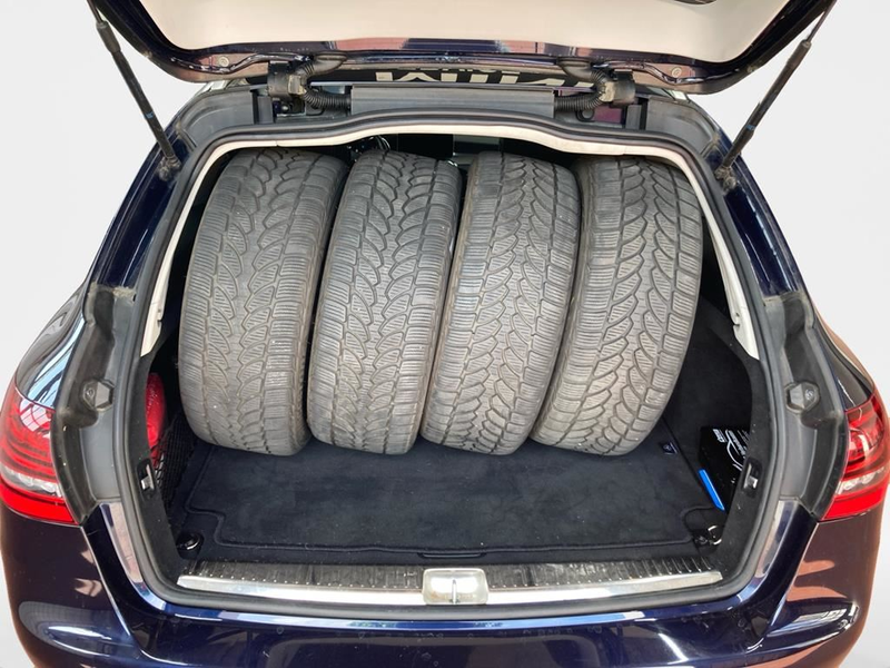 Mercedes-Benz C 300 Avantgarde — photo 15