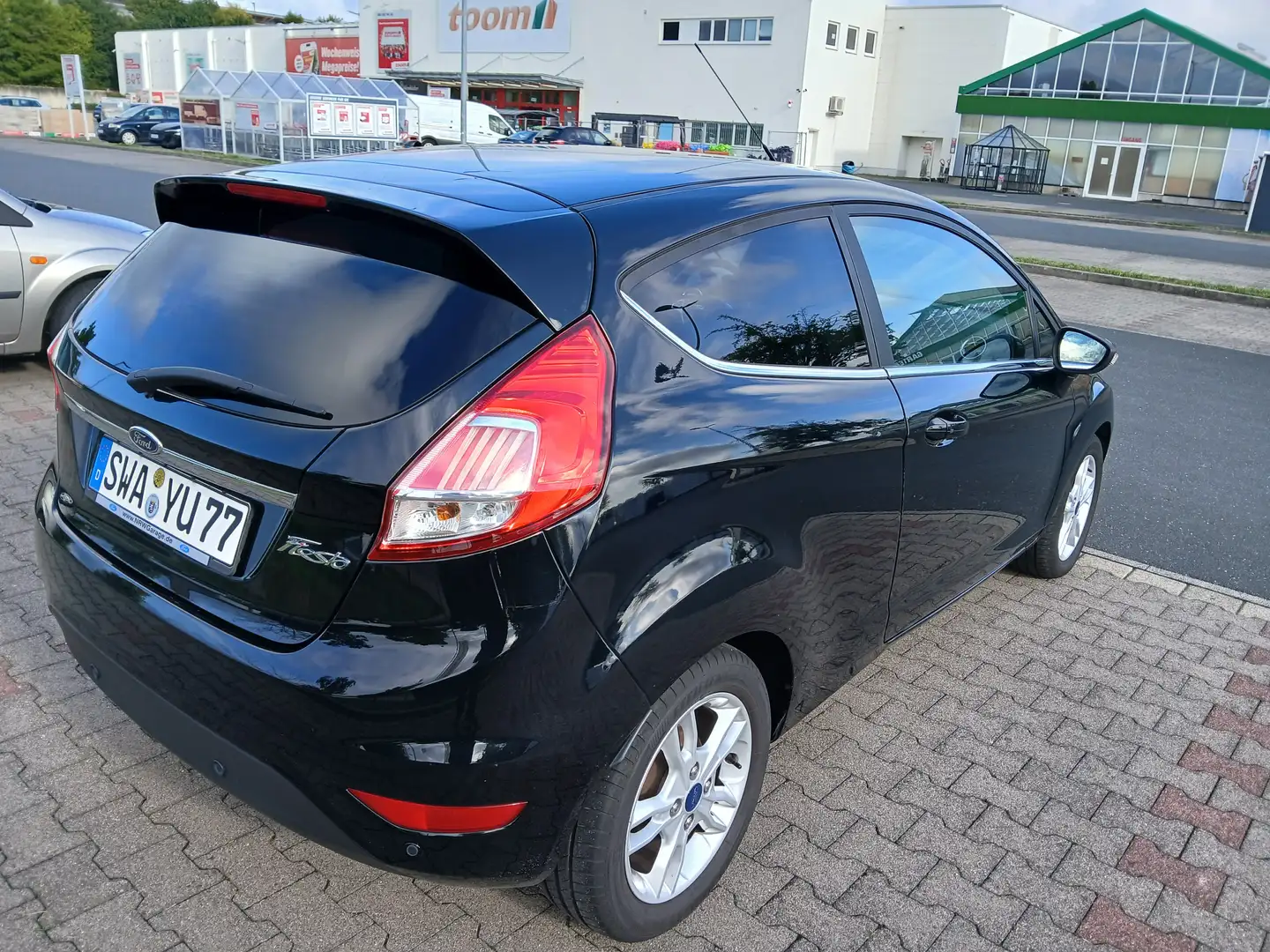 Ford Fiesta Fiesta 1.5 TDCi ST-LINE Černá - 1