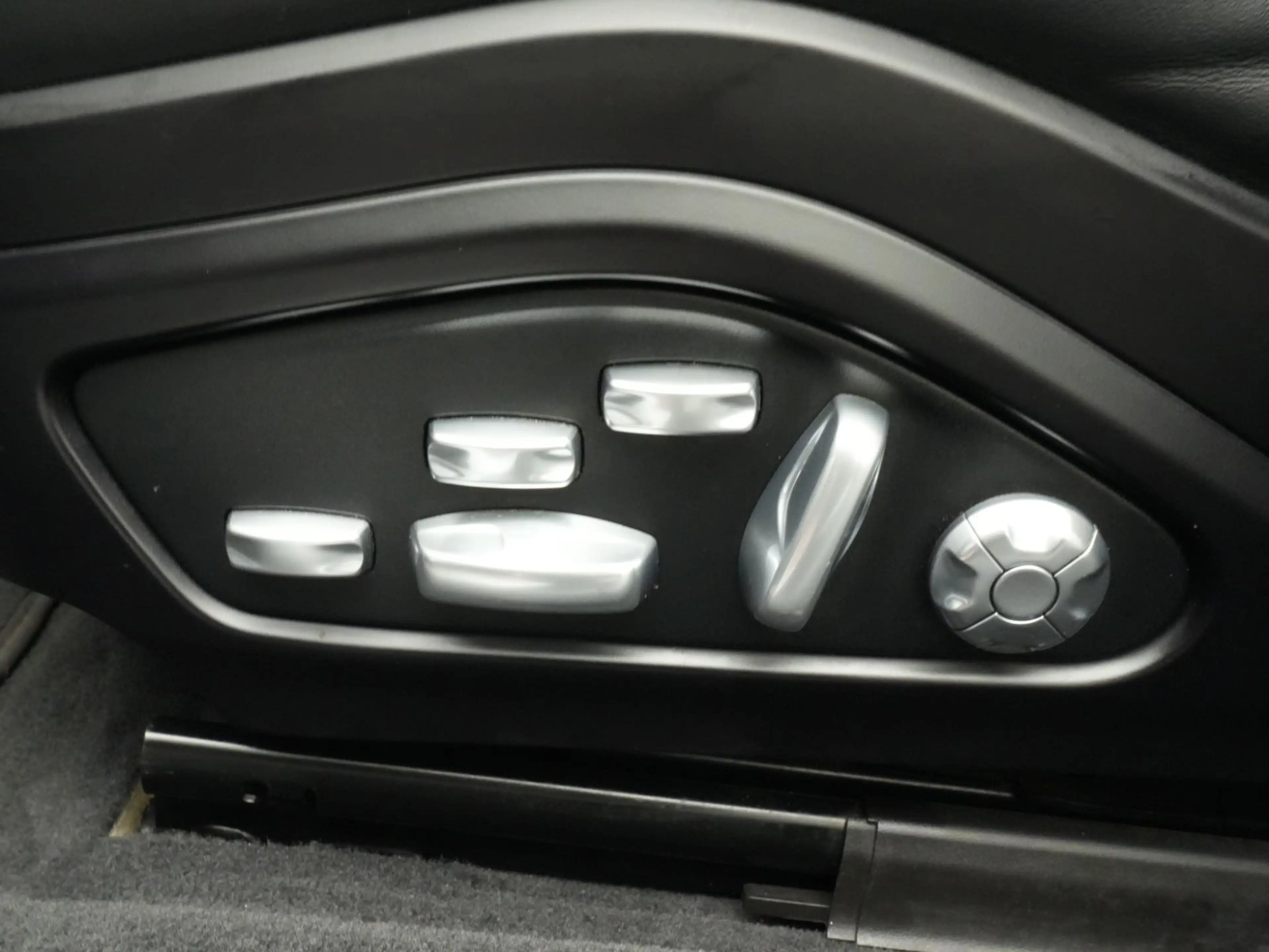 Porsche Panamera Turbo Sport Turismo PANO+MATRIX+KEYLESS — photo 15