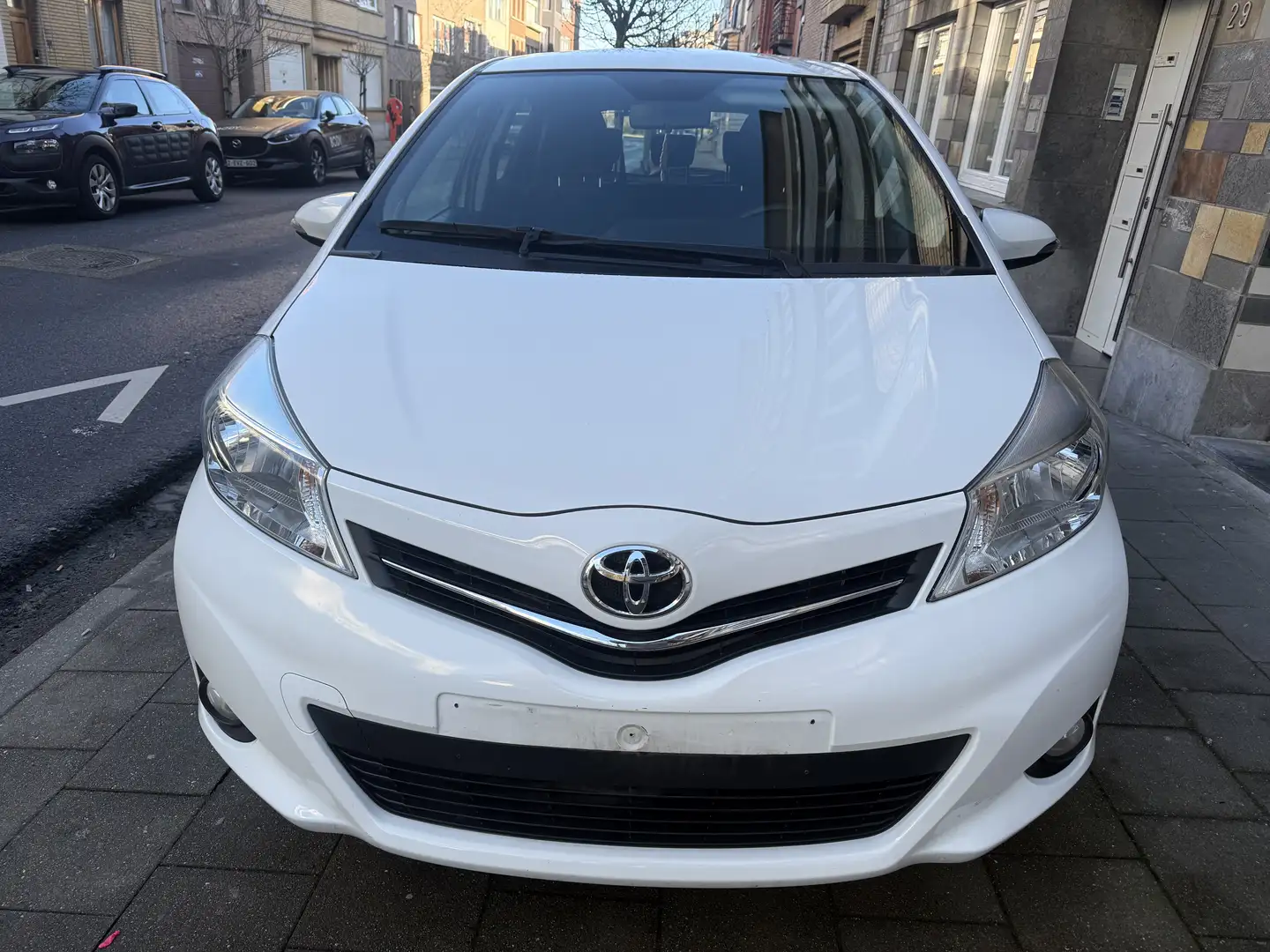 Toyota Yaris Yaris 1.0i VVT-i GARANTIE CT 120000KM ✅PROPRE Blanc - 2