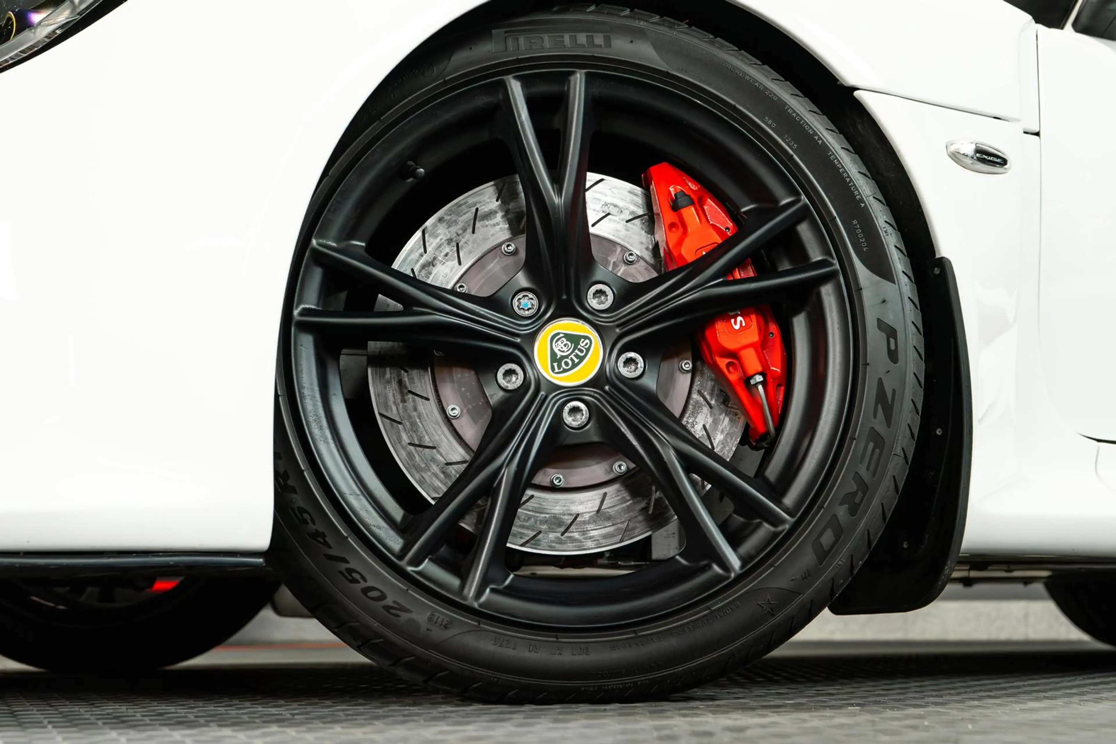 Lotus Exige S Nitron KoBra Schroth Komo-Tec-Kit 460 PS — photo 2
