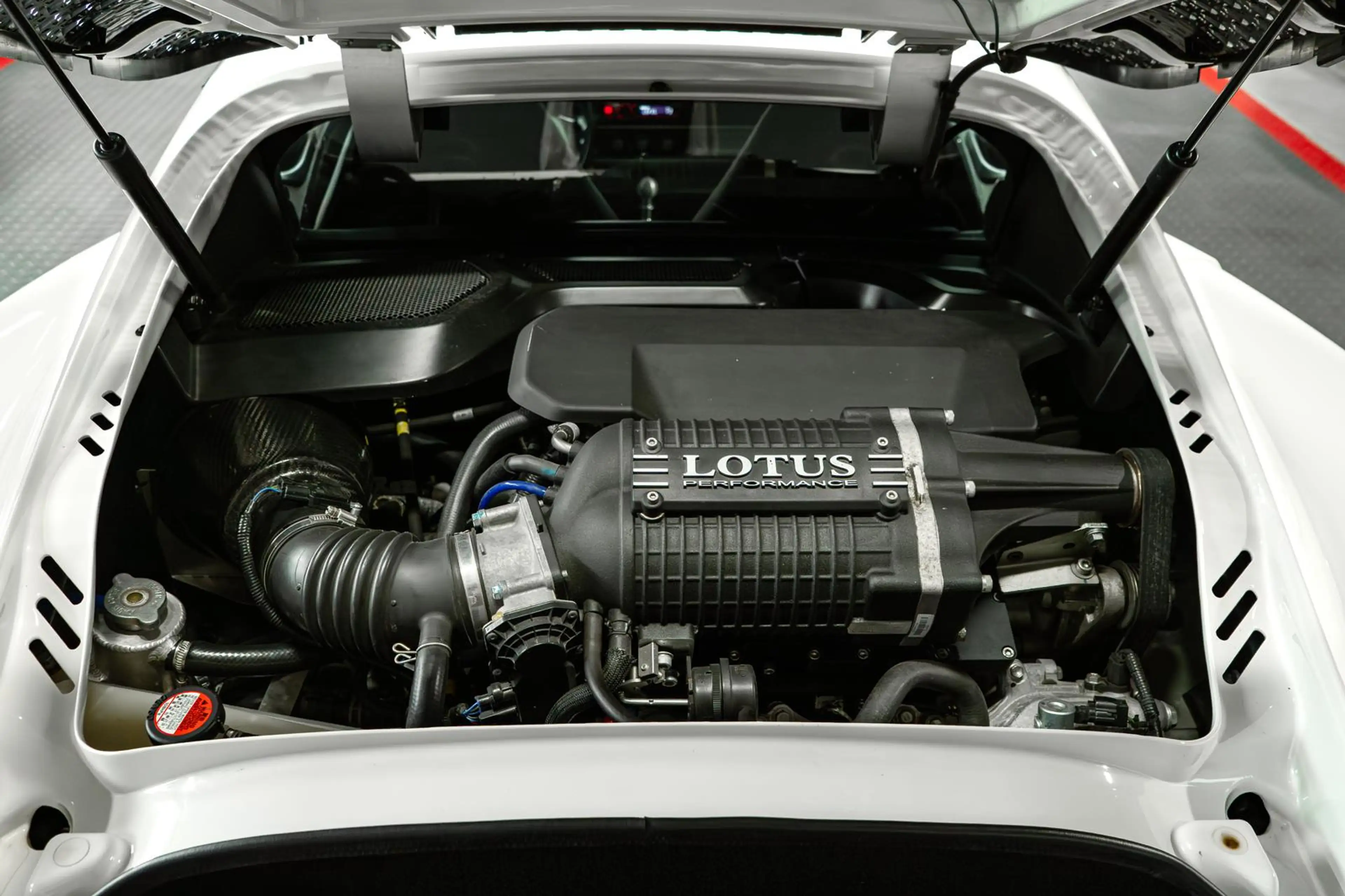 Lotus Exige S Nitron KoBra Schroth Komo-Tec-Kit 460 PS — photo 9