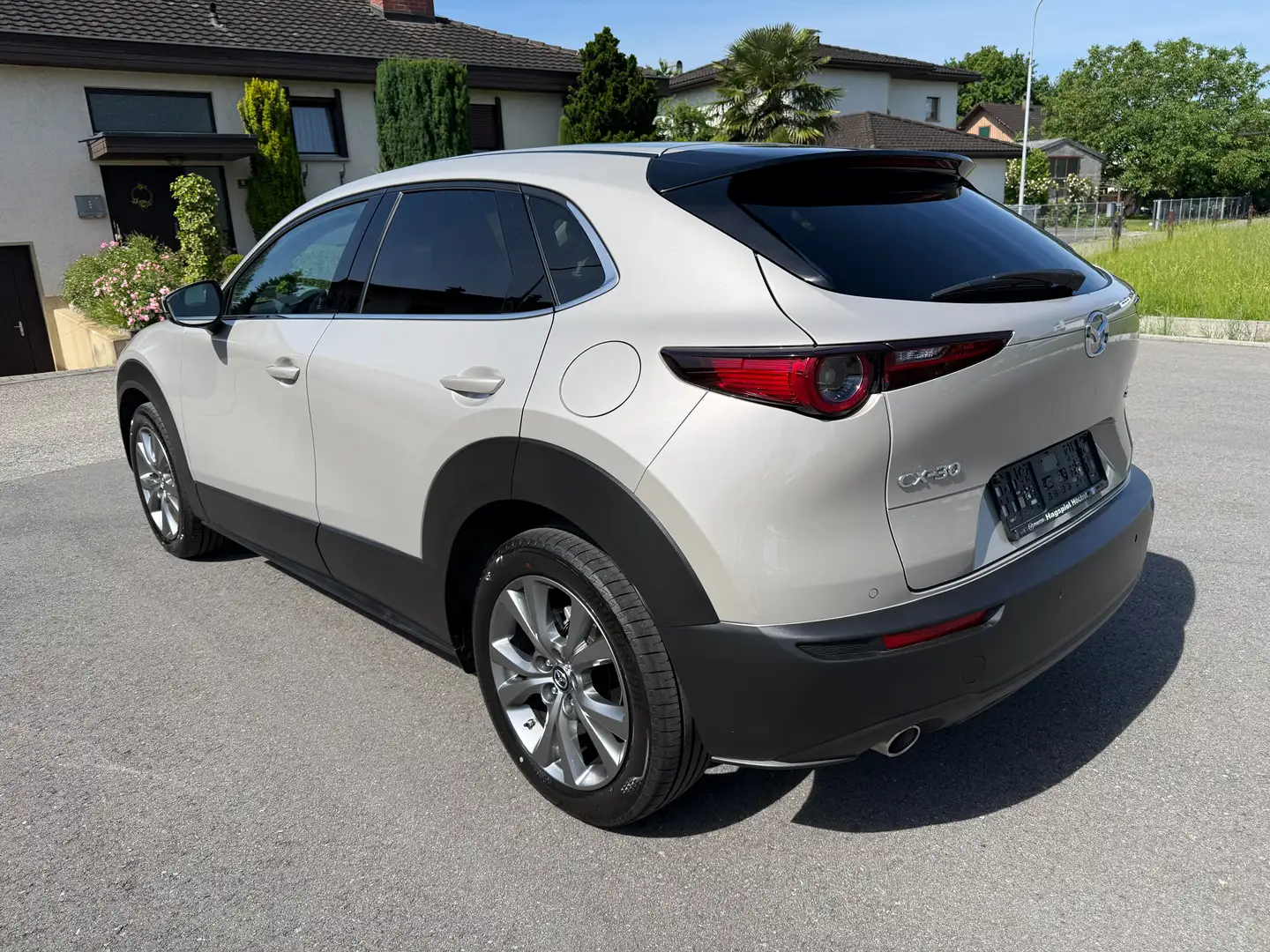 Mazda CX-30 G140 Exclusive-Line Aut. BOSE 360° Kamera Grau - 2
