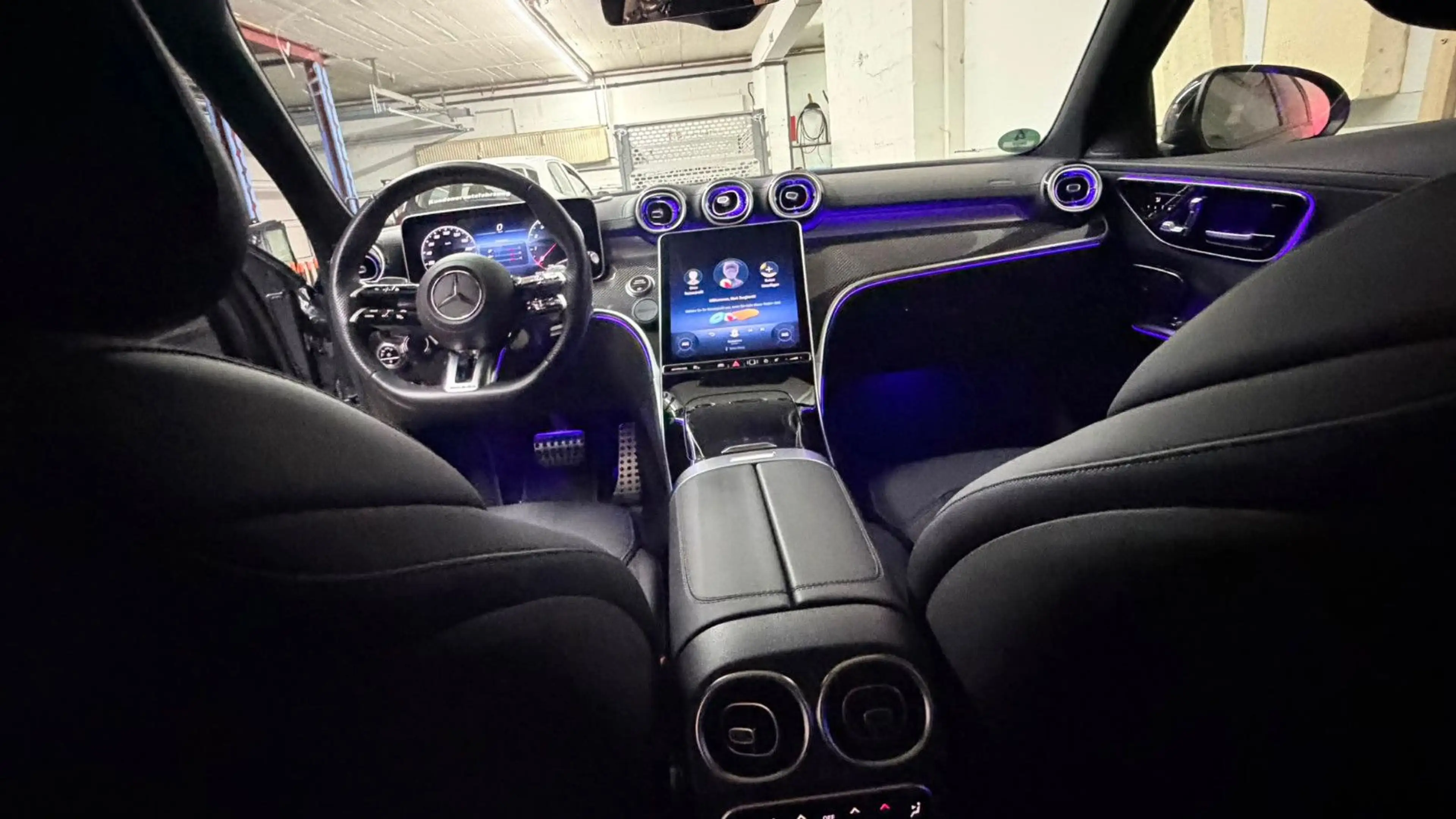 Mercedes-Benz C 43 AMG C T-Modell C 43 AMG 4Matic PANO — photo 9