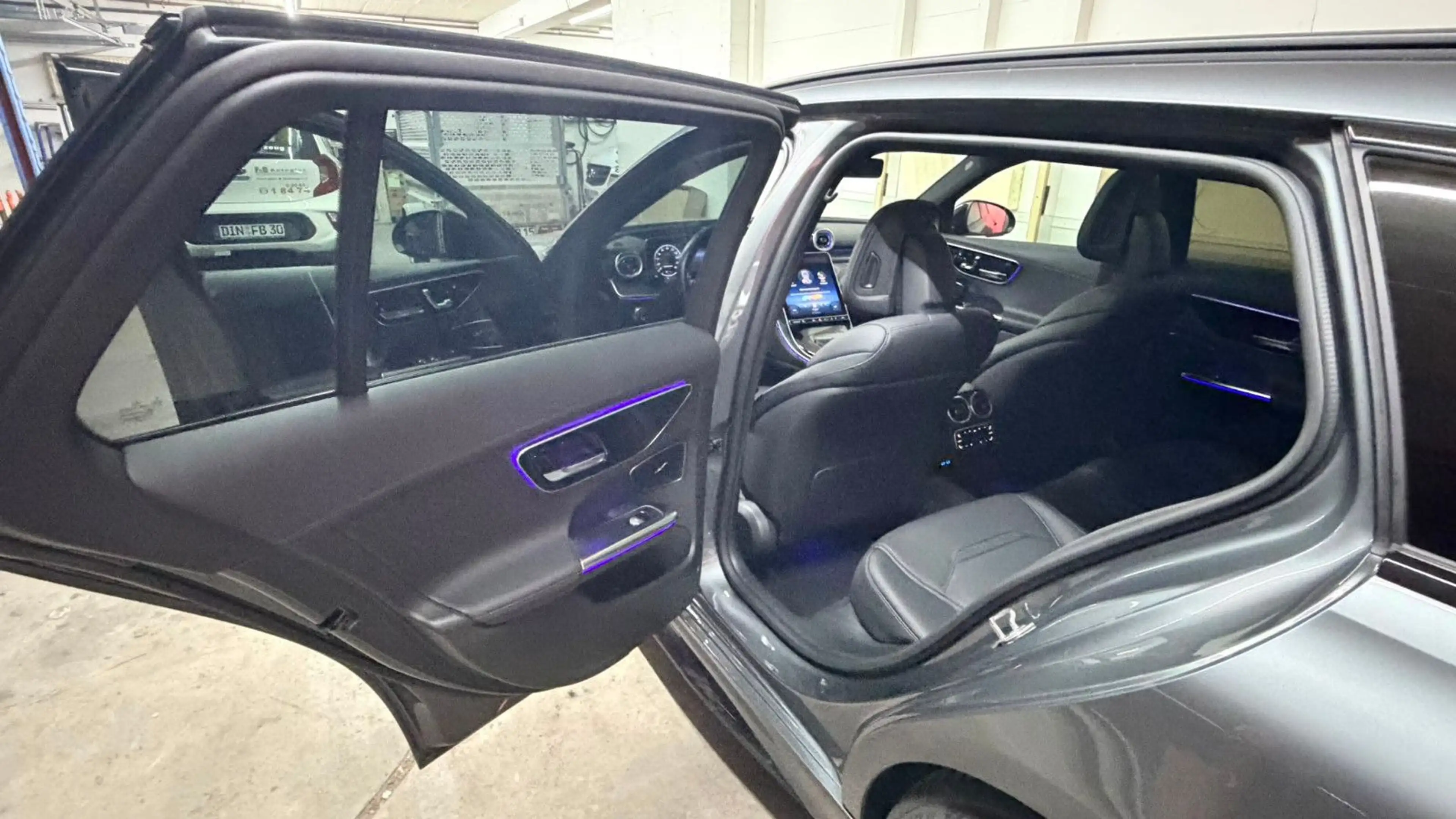 Mercedes-Benz C 43 AMG C T-Modell C 43 AMG 4Matic PANO — photo 8