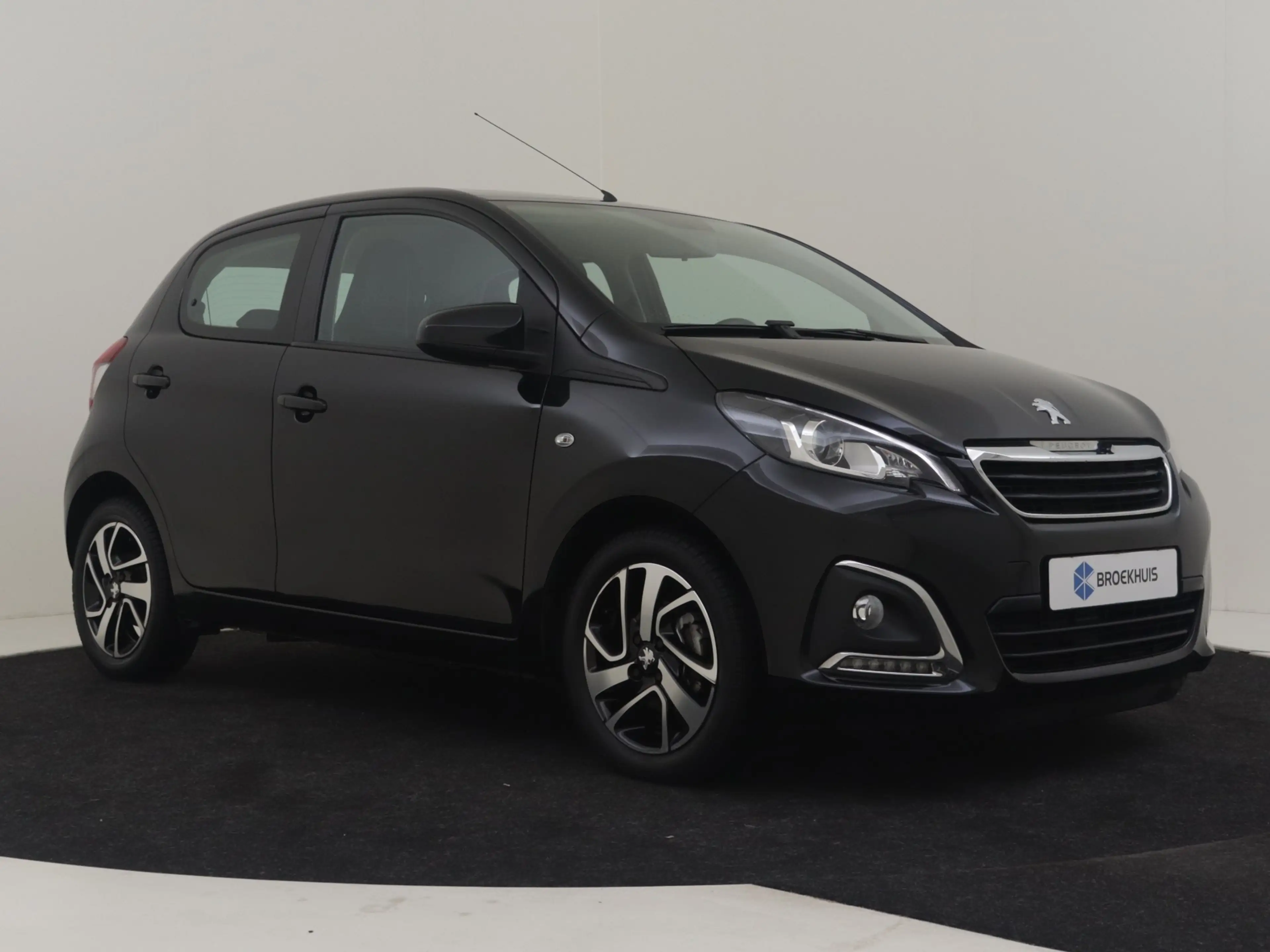 Peugeot 108 1.0 e-VTi Allure | Airco (handmatig) | Audio insta — photo 2