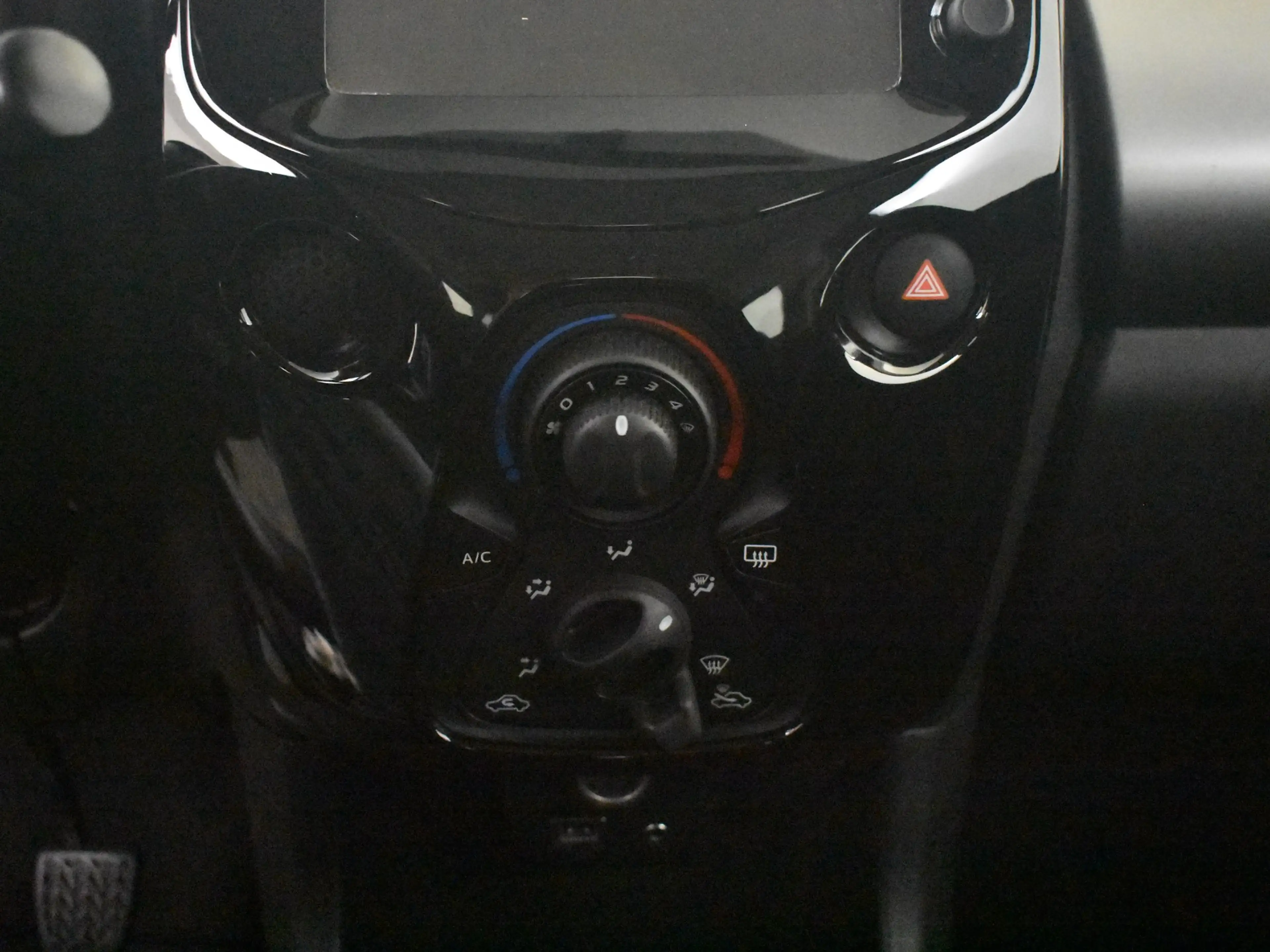 Peugeot 108 1.0 e-VTi Allure | Airco (handmatig) | Audio insta — photo 21