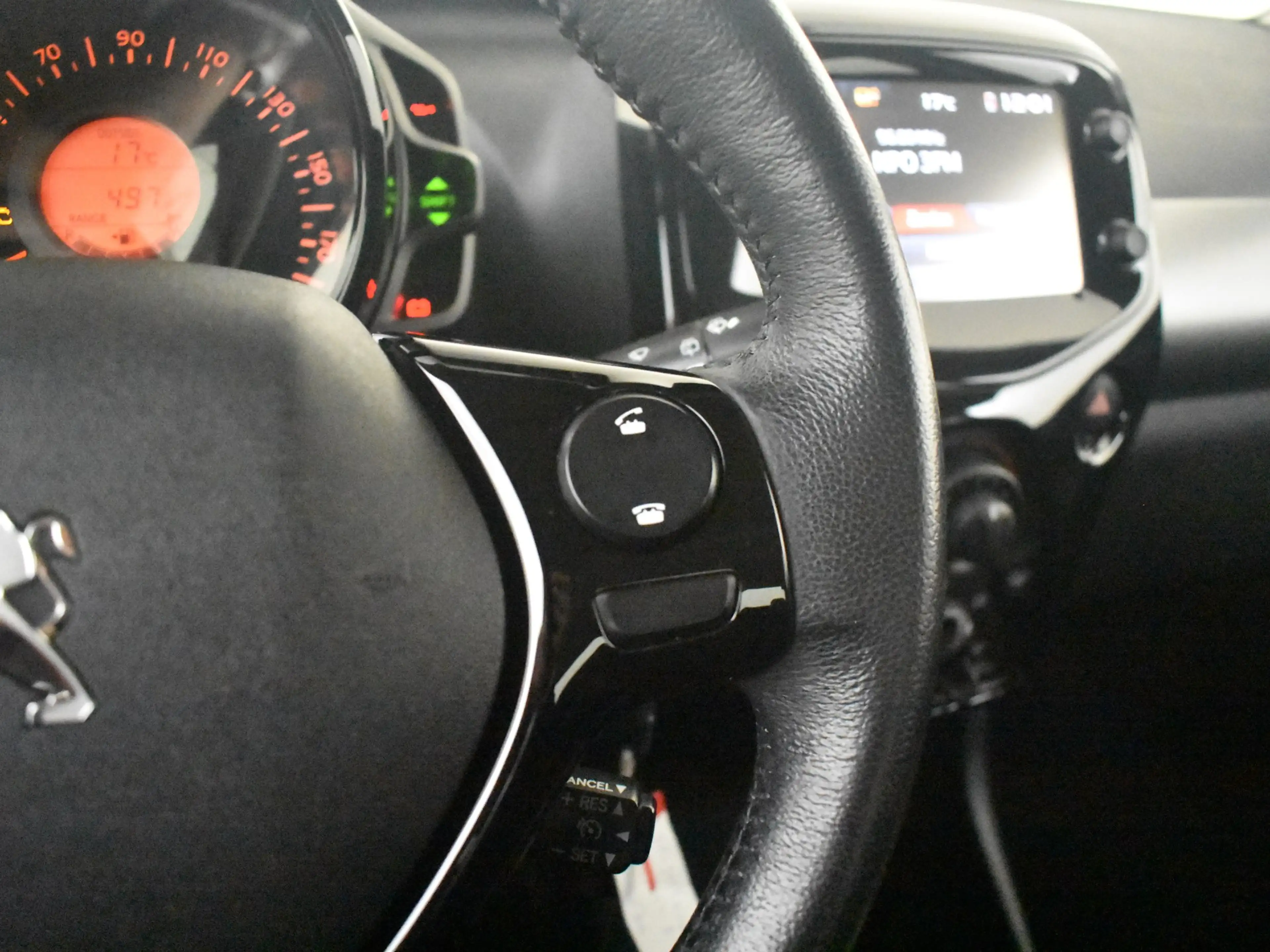 Peugeot 108 1.0 e-VTi Allure | Airco (handmatig) | Audio insta — photo 18
