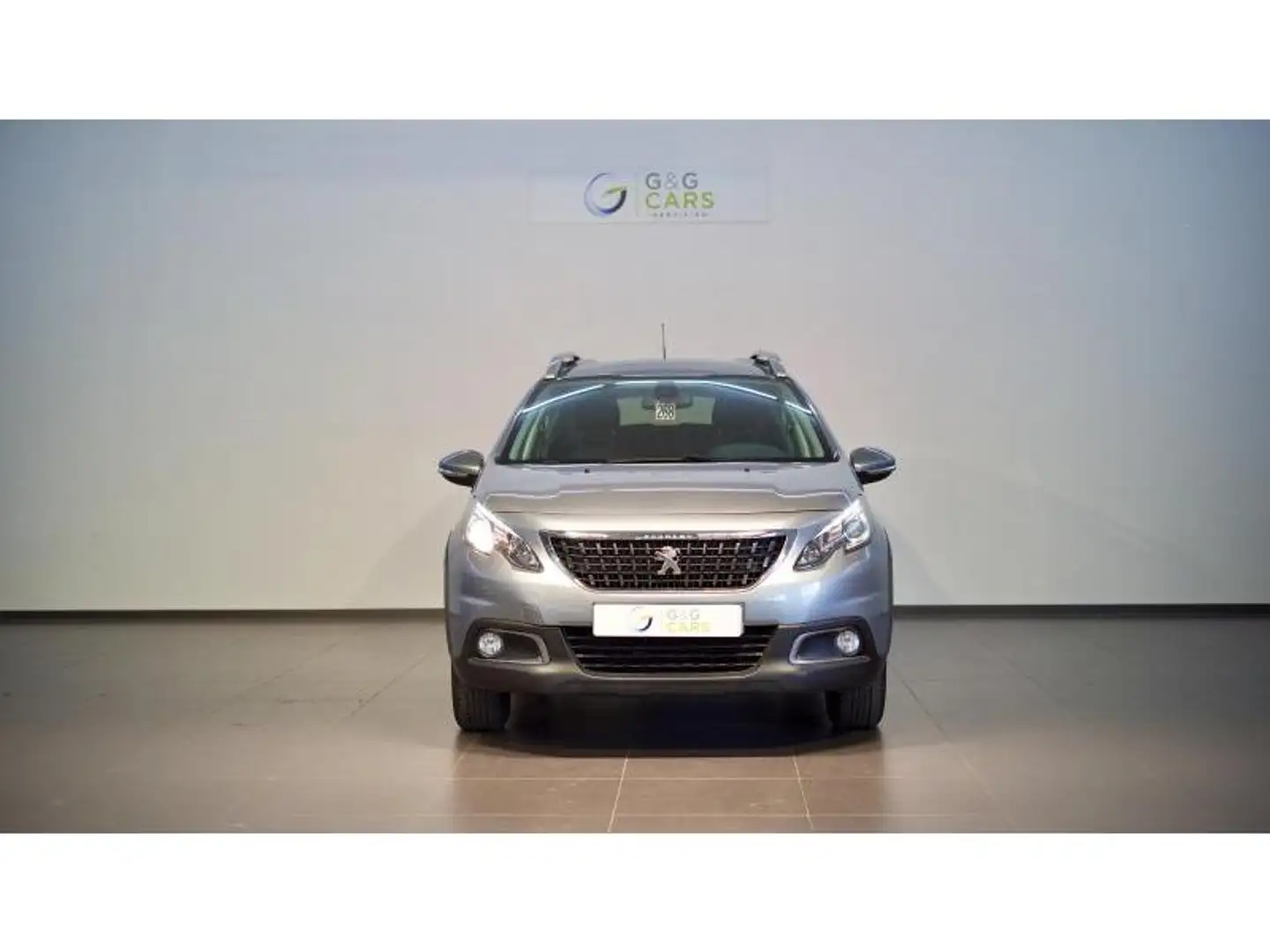 Peugeot 2008 Signature Šedá - 2