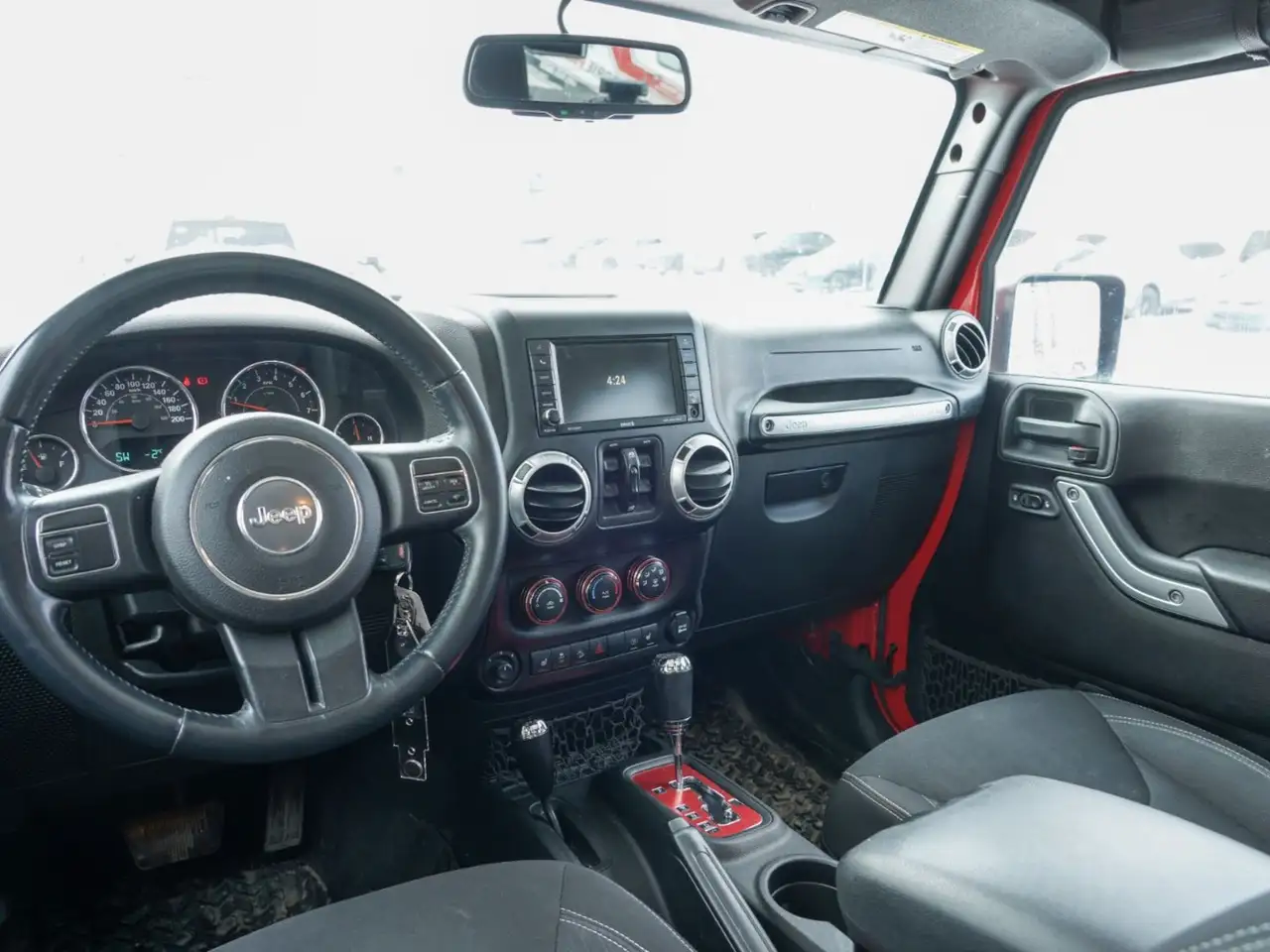 Jeep Wrangler снимка Jeep Wrangler