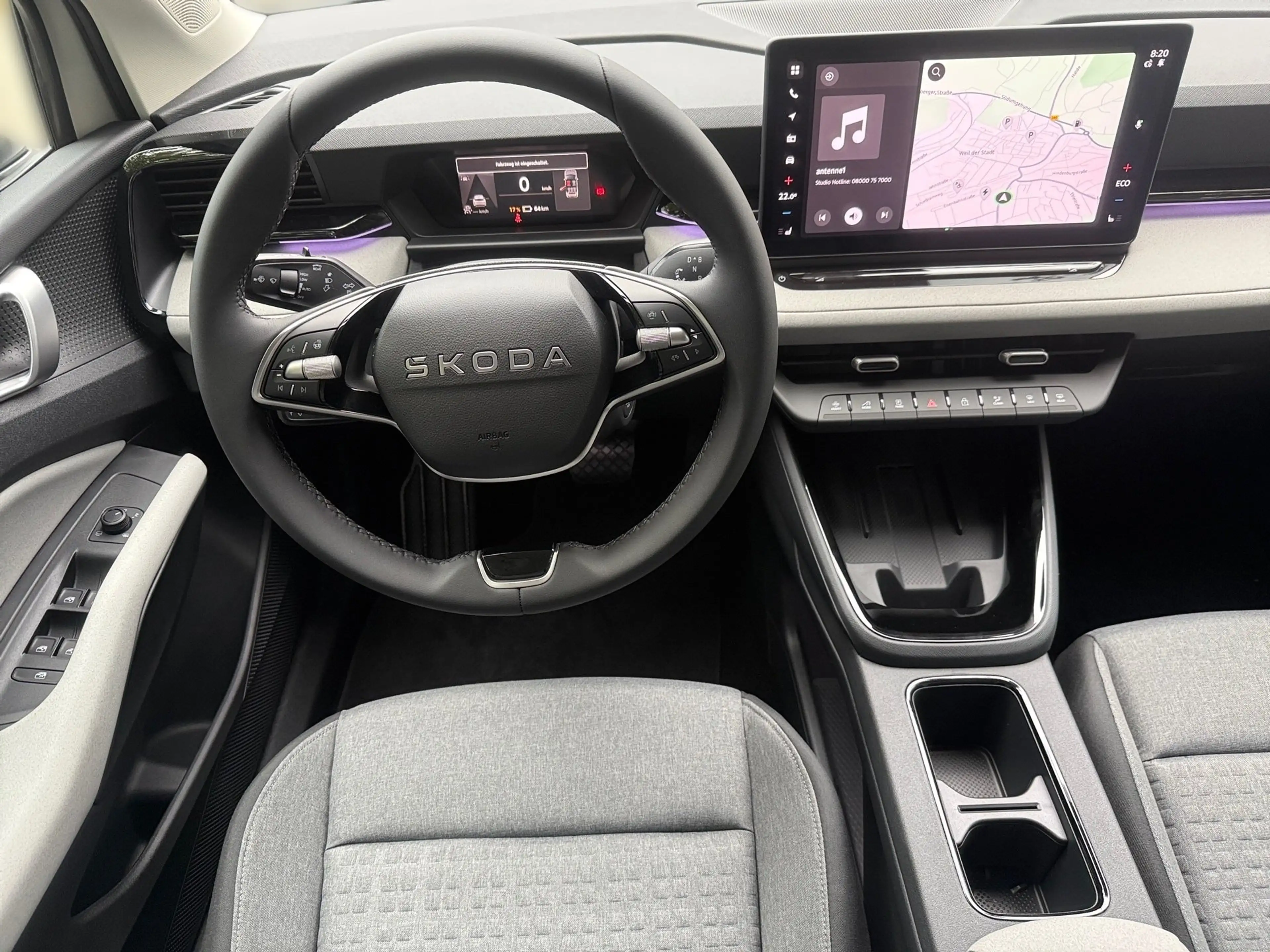 Skoda Epiq 55 Edition Eins Navi LED Kamera PDC Tempo — photo 12