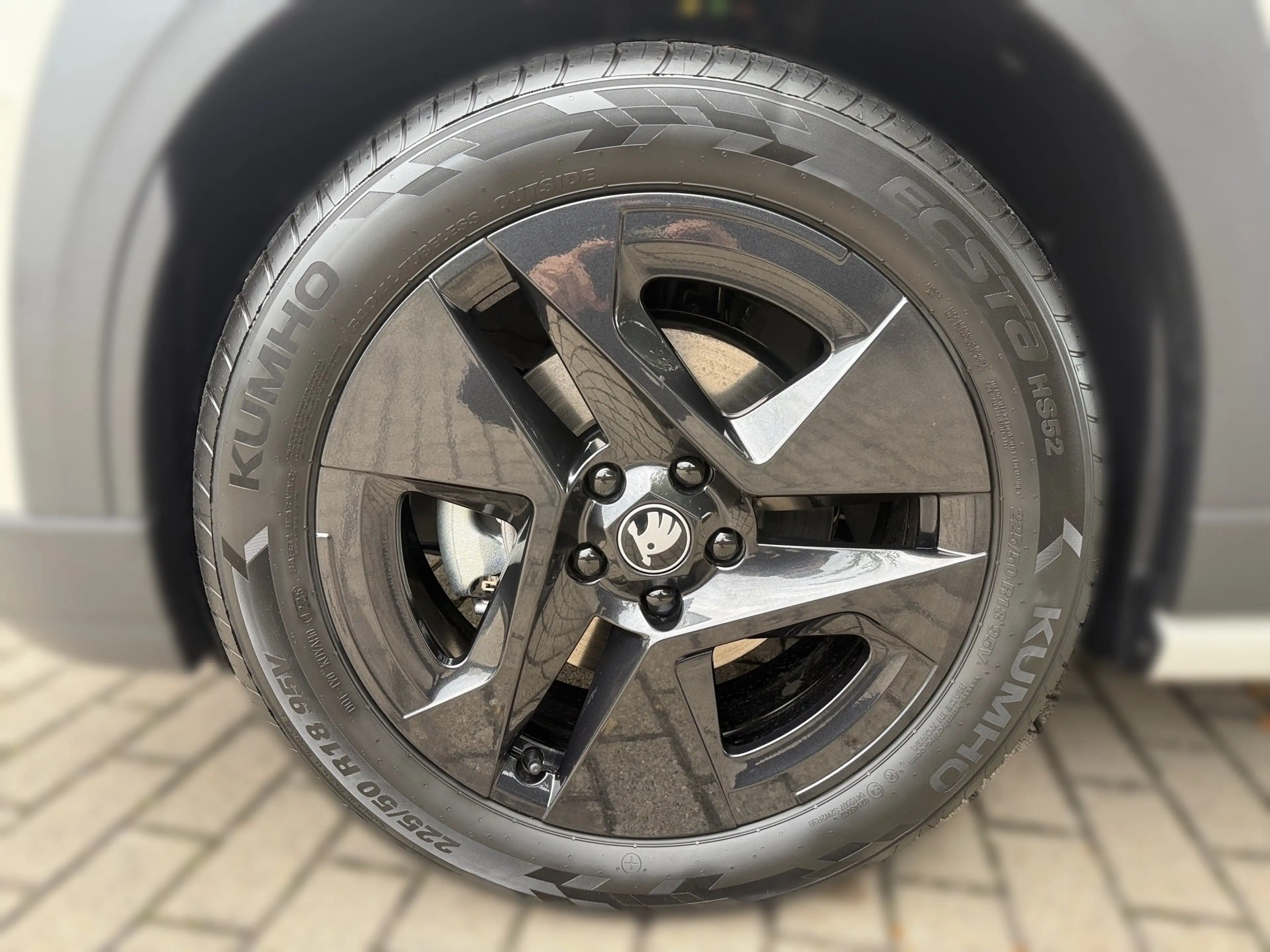 Skoda Epiq 55 Edition Eins Navi LED Kamera PDC Tempo — photo 6