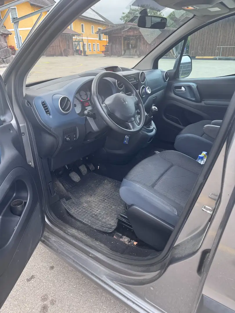 Peugeot Partner Partner Tepee Comfort 1,6 HDi 90 Comfort Gris - 2