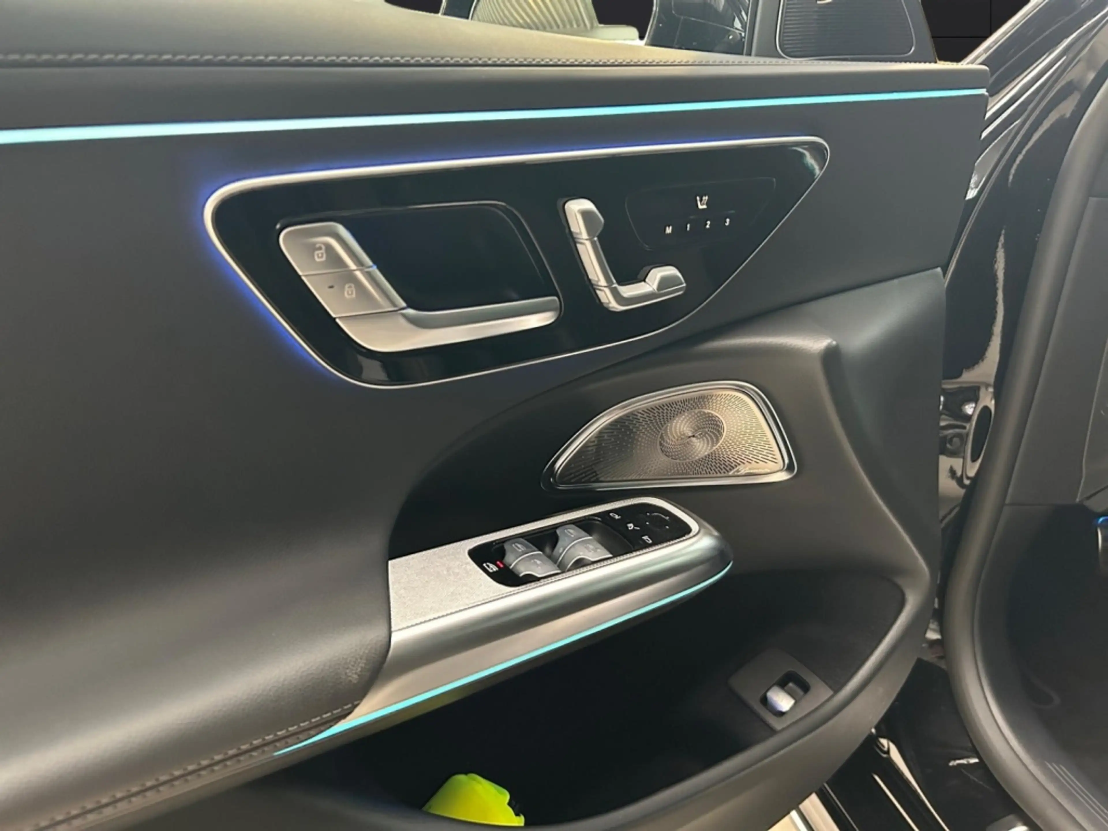 Mercedes-Benz E 450 d 4MATIC Limousine AMG Premium,Head Up,AHV — photo 9