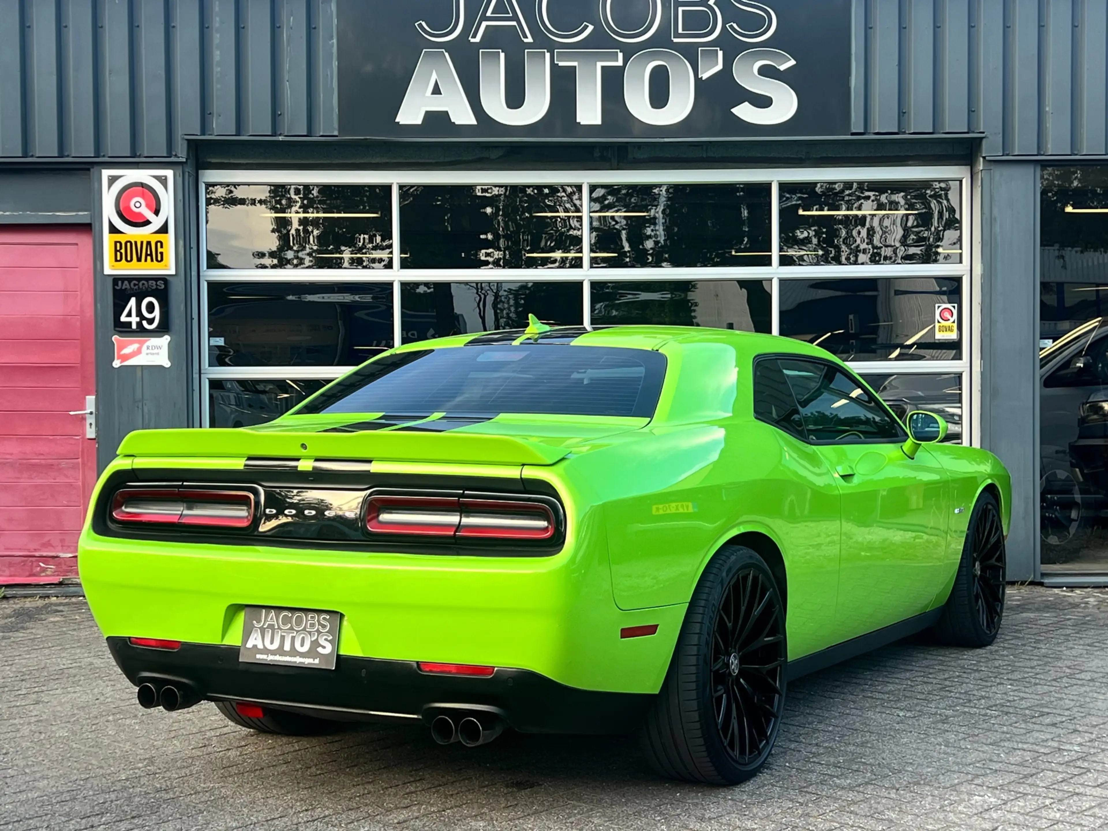 Dodge Challenger 5,7 HEMI automaat — photo 5