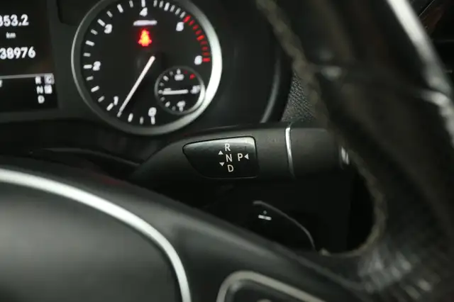 Mercedes-Benz Vito view 19