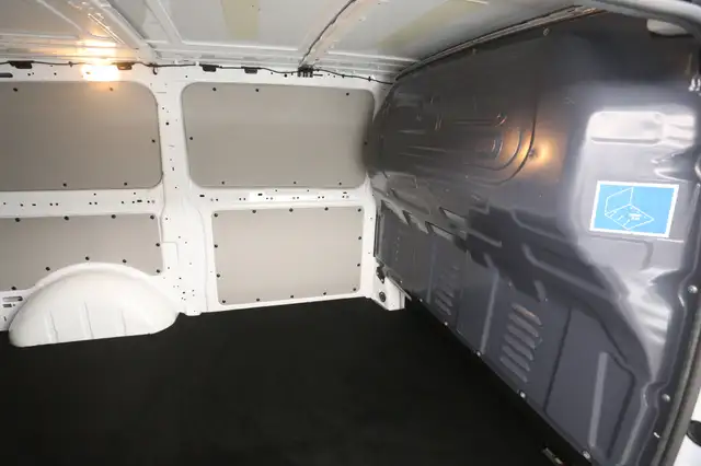 Mercedes-Benz Vito view 26