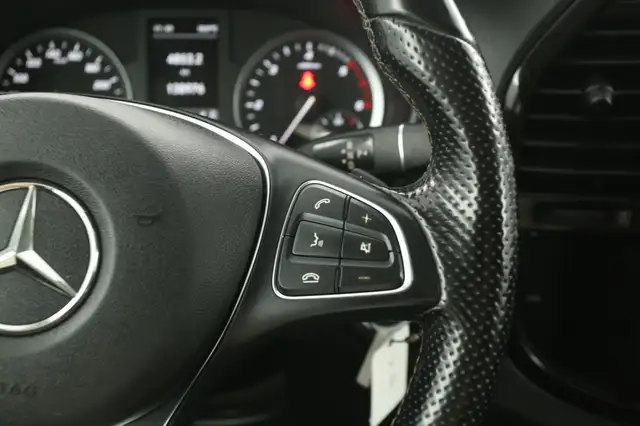 Mercedes-Benz Vito view 17