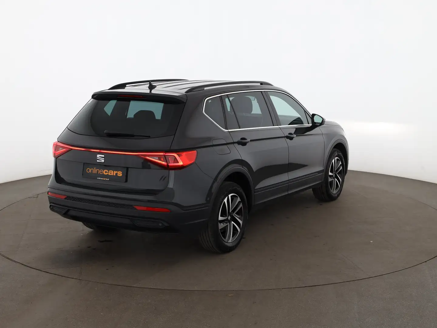 SEAT Tarraco 2.0 TDI Style Aut 7-SITZER LED AHK RADAR Grau - 2