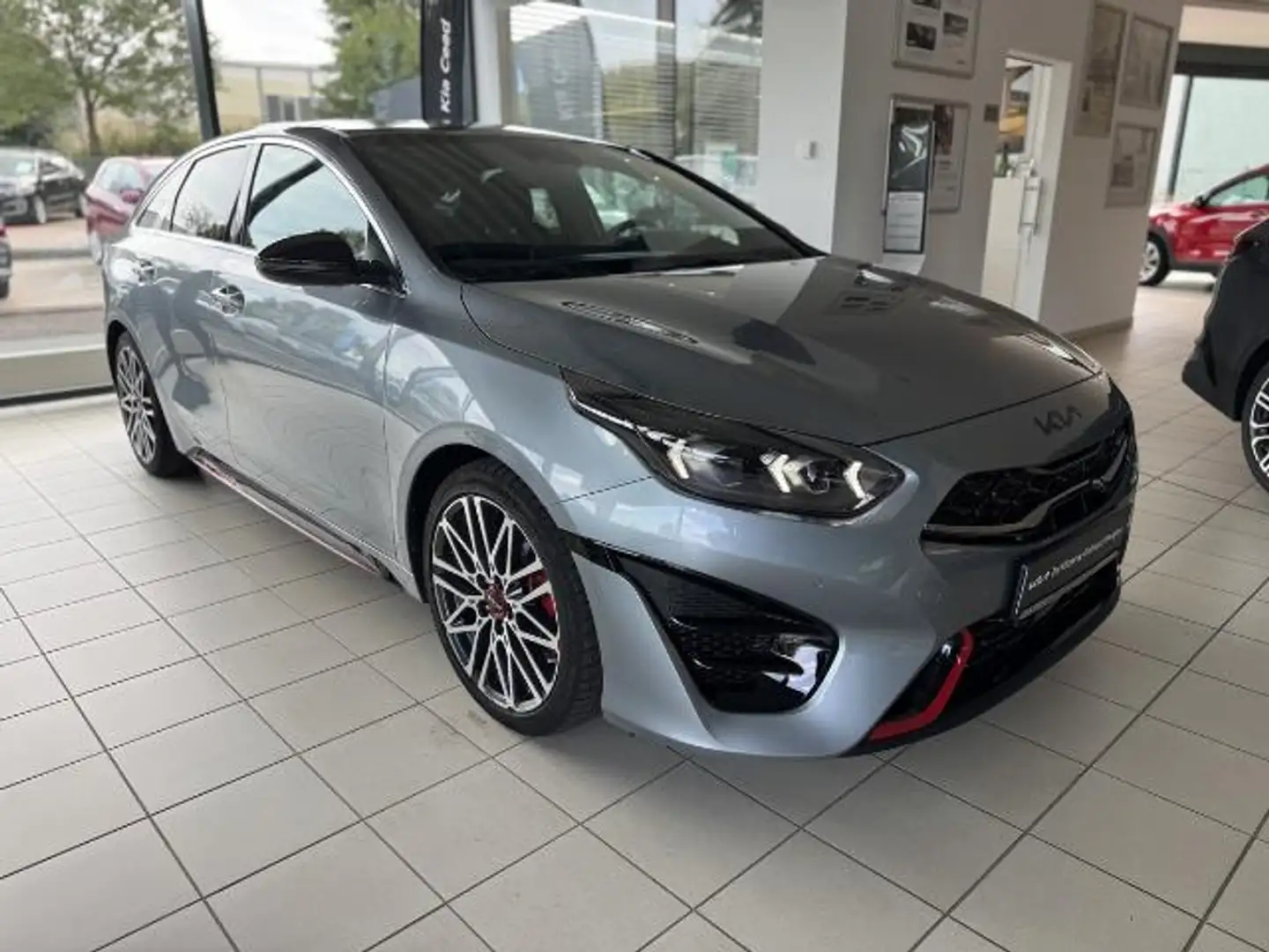 Kia ProCeed / pro_cee'd Proceed 1.6 T-GDI GT + Winterräder Silber - 1