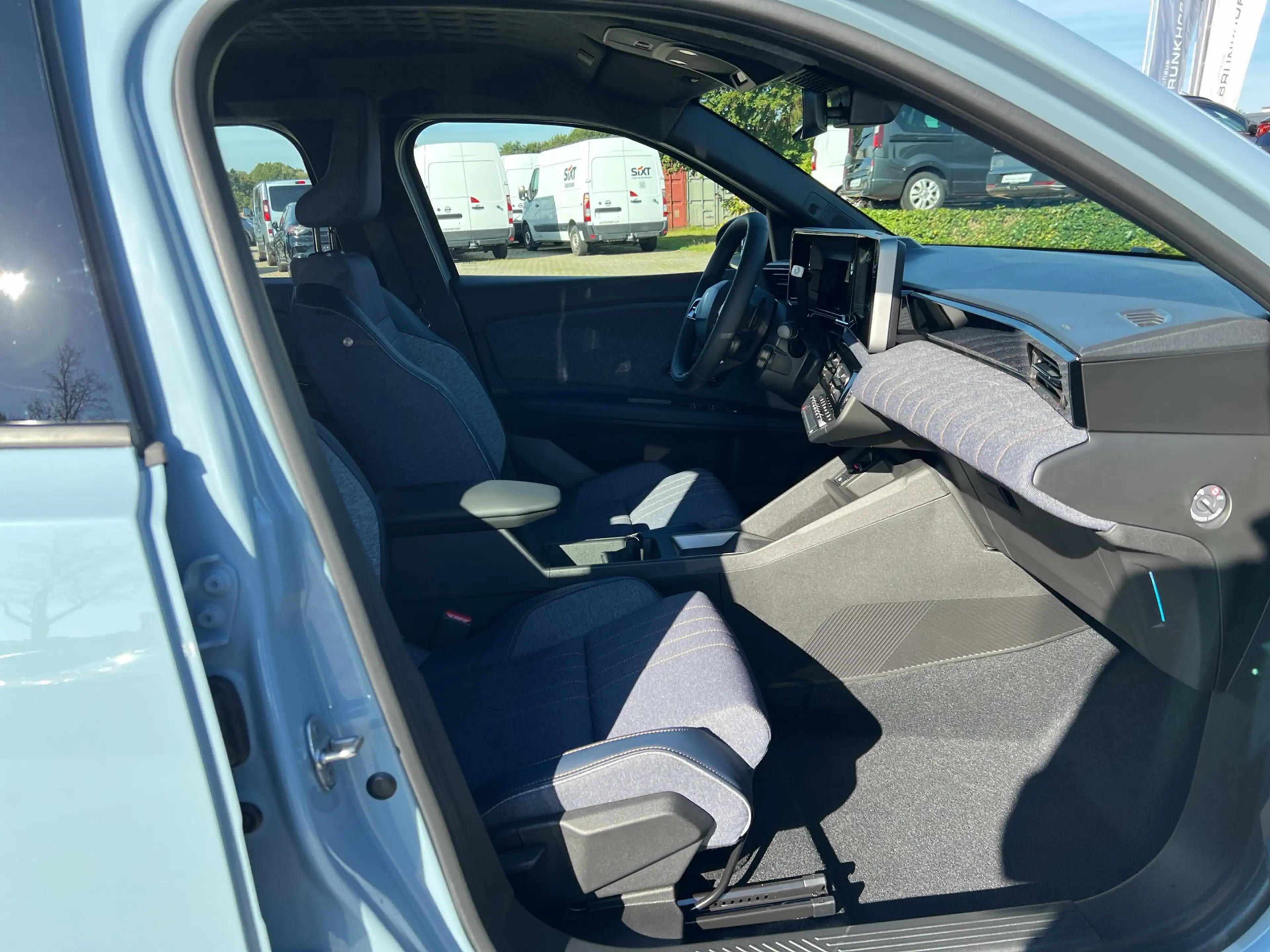 Renault R 4 E-Tech 150 Comfort Range Techno SHZ+RFK+StHz — photo 9