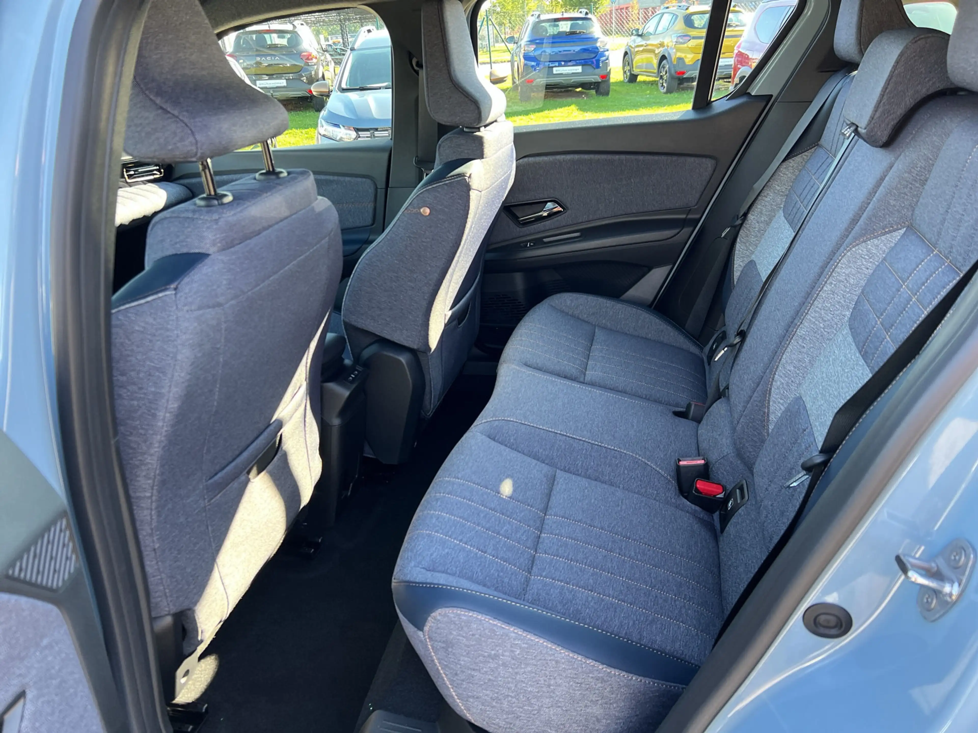 Renault R 4 E-Tech 150 Comfort Range Techno SHZ+RFK+StHz — photo 10
