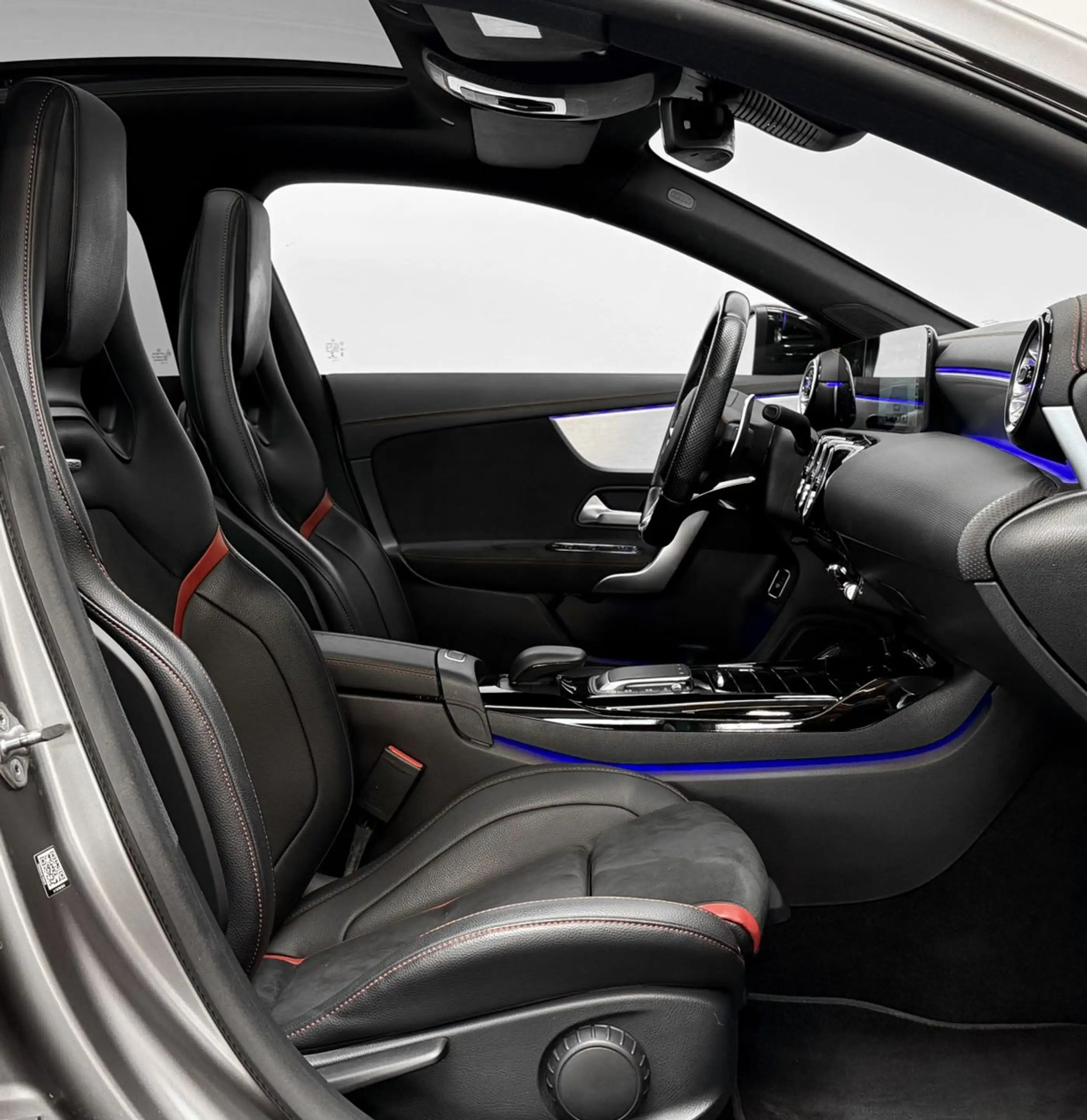 Mercedes-Benz CLA 45 AMG S 4M *Pano *Aero *Schale *Multibeam — photo 15