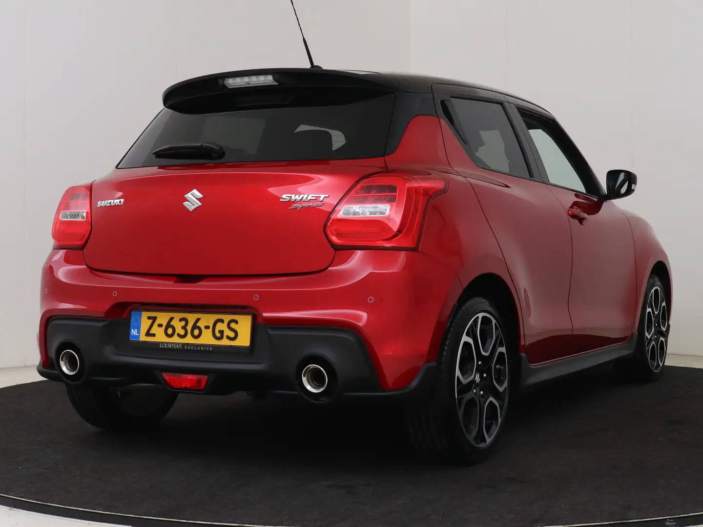 Suzuki Swift 1.4 Sport Smart Hybrid | Parkeersensoren | 17'' LM Rood - 2