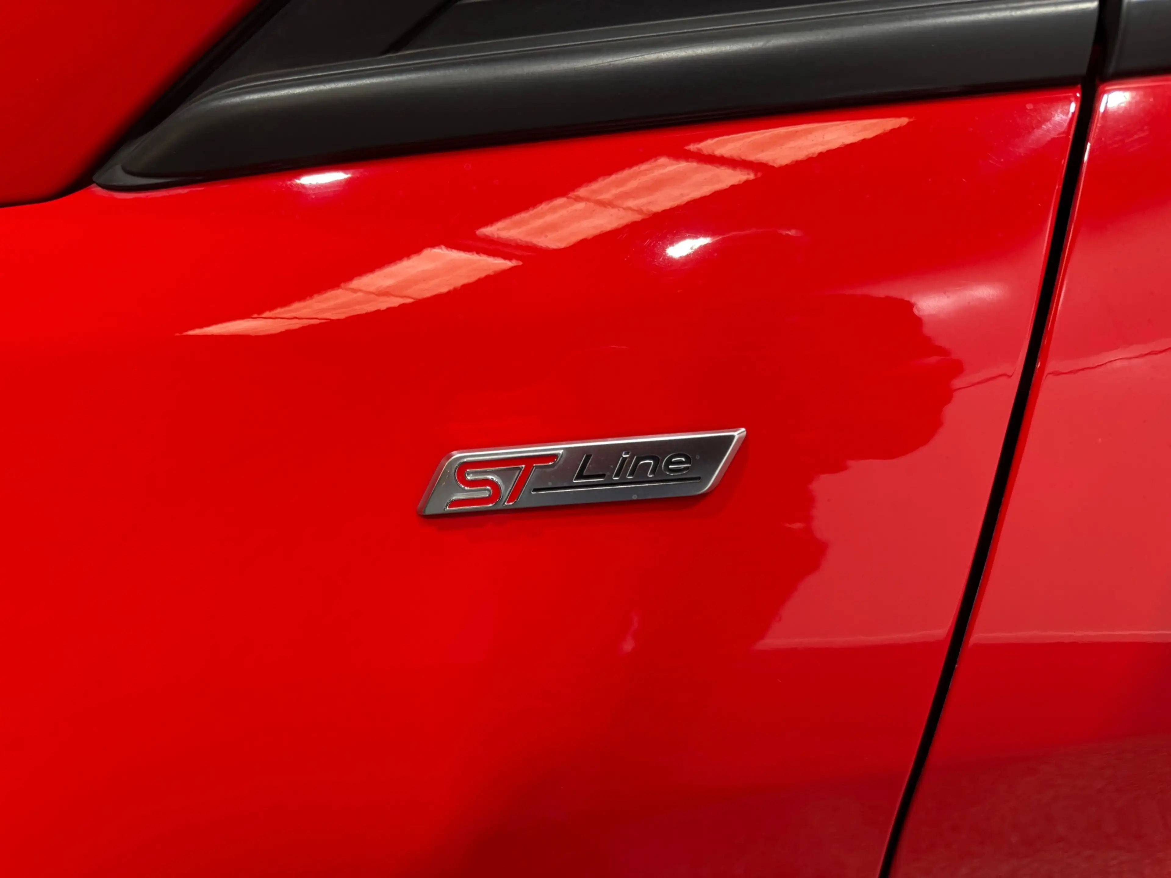 Ford Fiesta 1.0 EcoBoost Hybrid ST-Line — photo 6