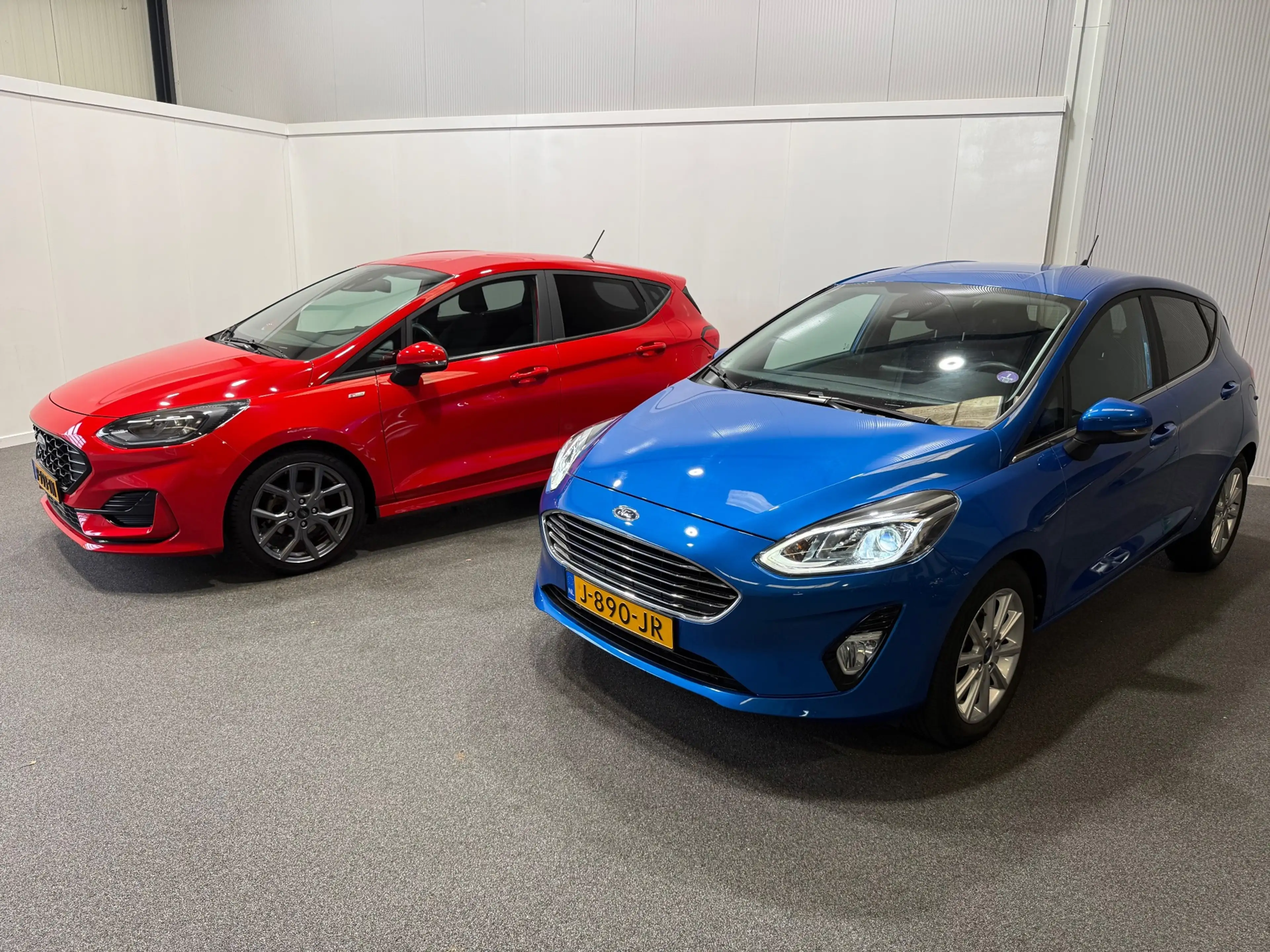 Ford Fiesta 1.0 EcoBoost Hybrid ST-Line — photo 33