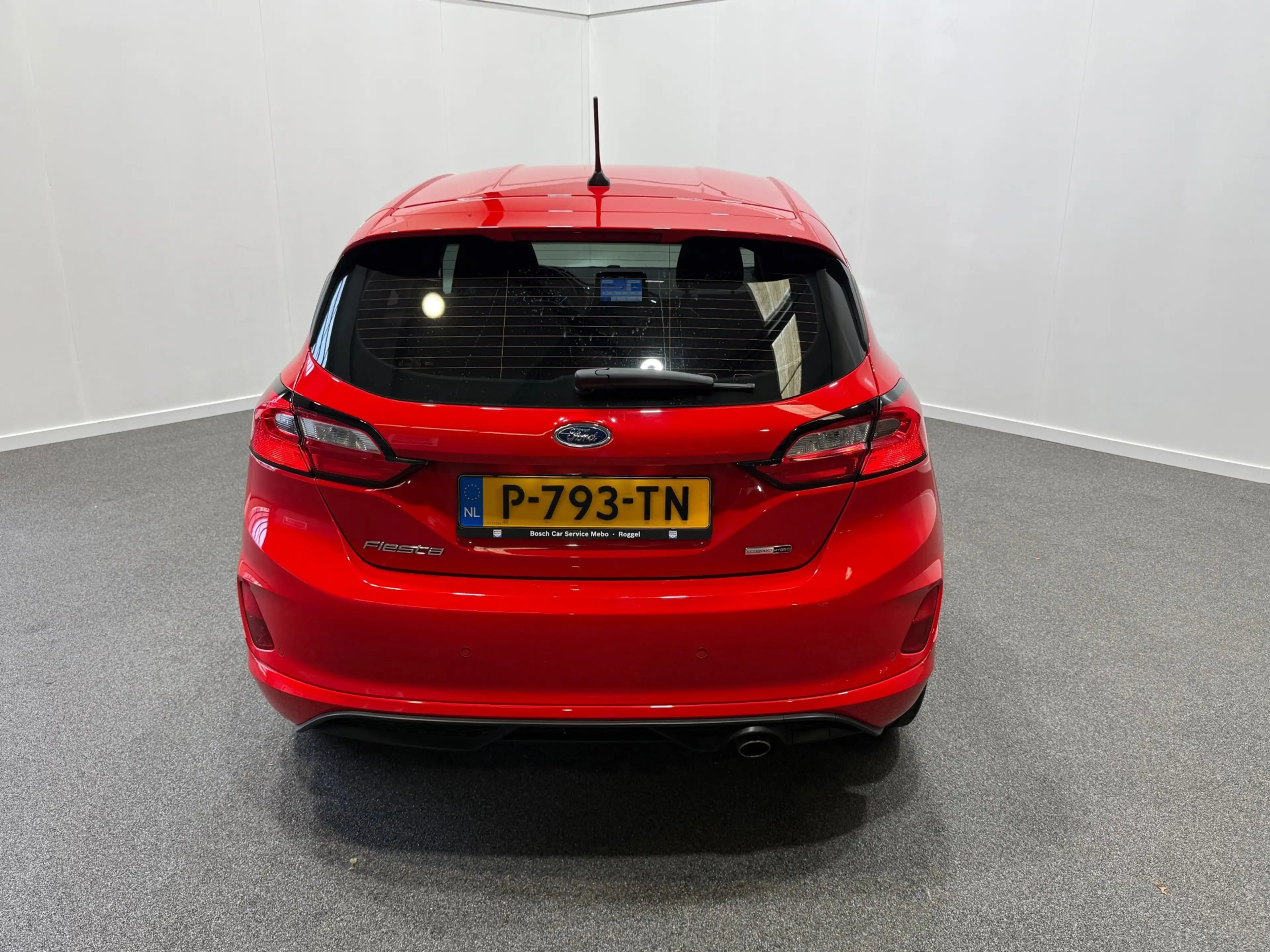 Ford Fiesta 1.0 EcoBoost Hybrid ST-Line — photo 25