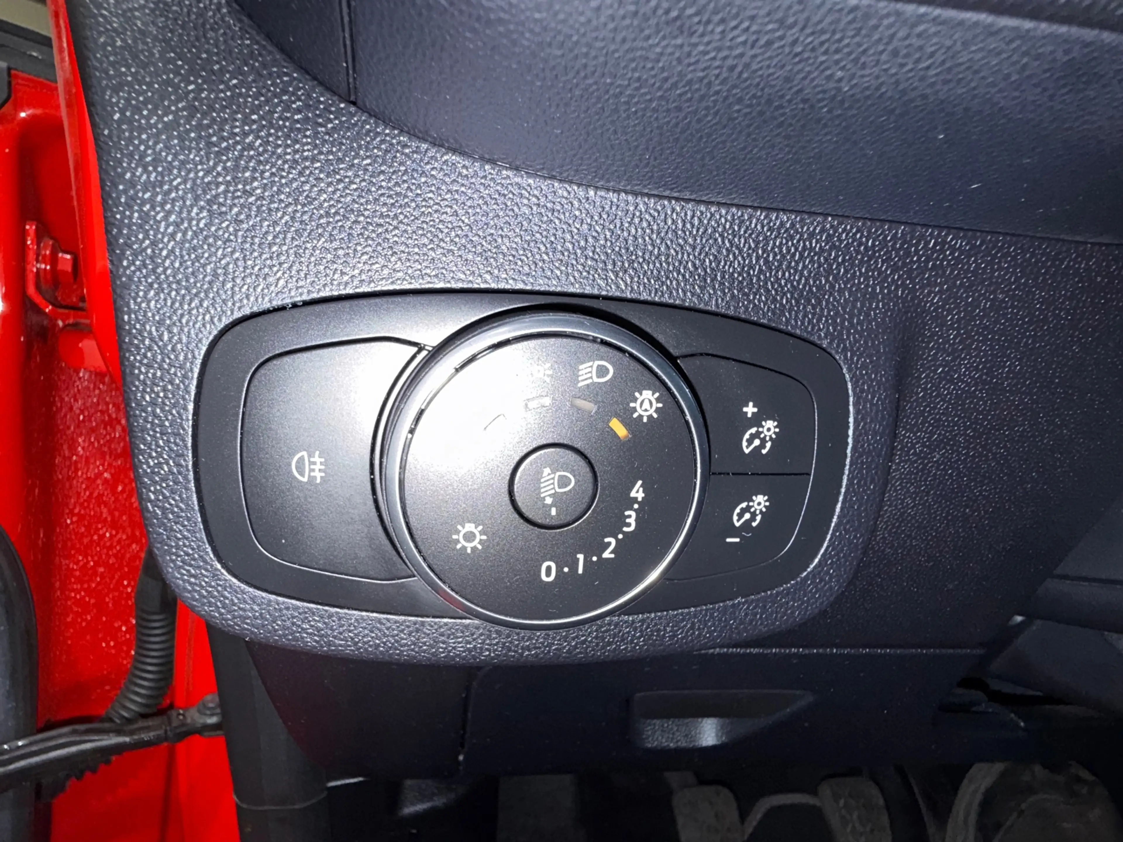 Ford Fiesta 1.0 EcoBoost Hybrid ST-Line — photo 12