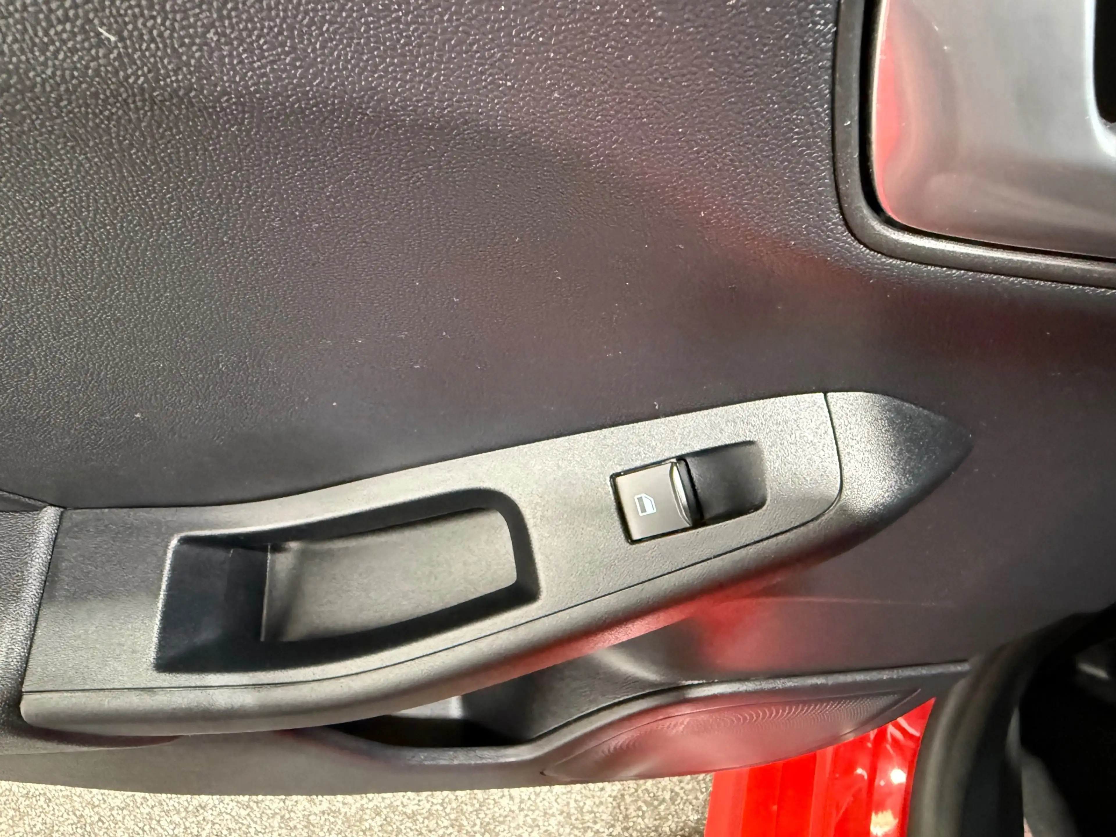 Ford Fiesta 1.0 EcoBoost Hybrid ST-Line — photo 7