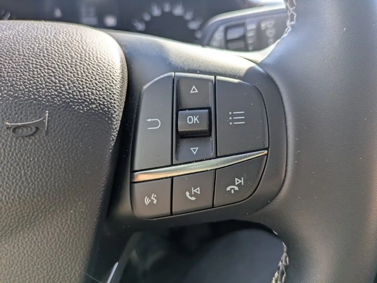 Ford Fiesta Fiesta 5p 1.1 Titanium Gpl 75cv Bianco - 2