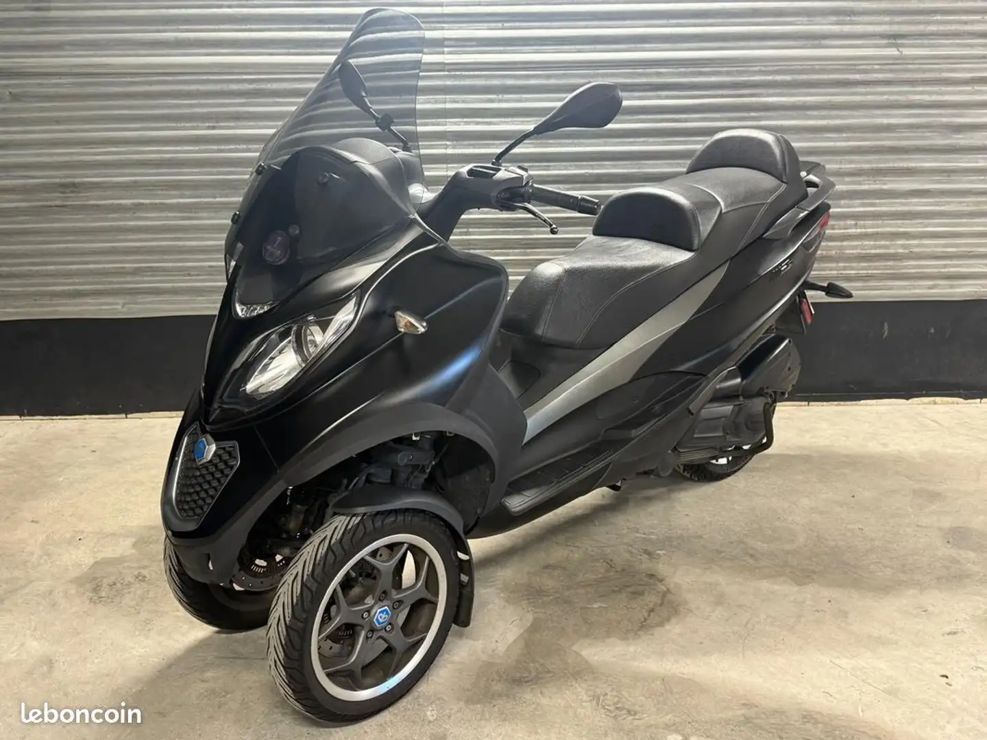 Piaggio MP3 300 300 ie LT Sport ABS ASR révisé et garantie Noir - 2