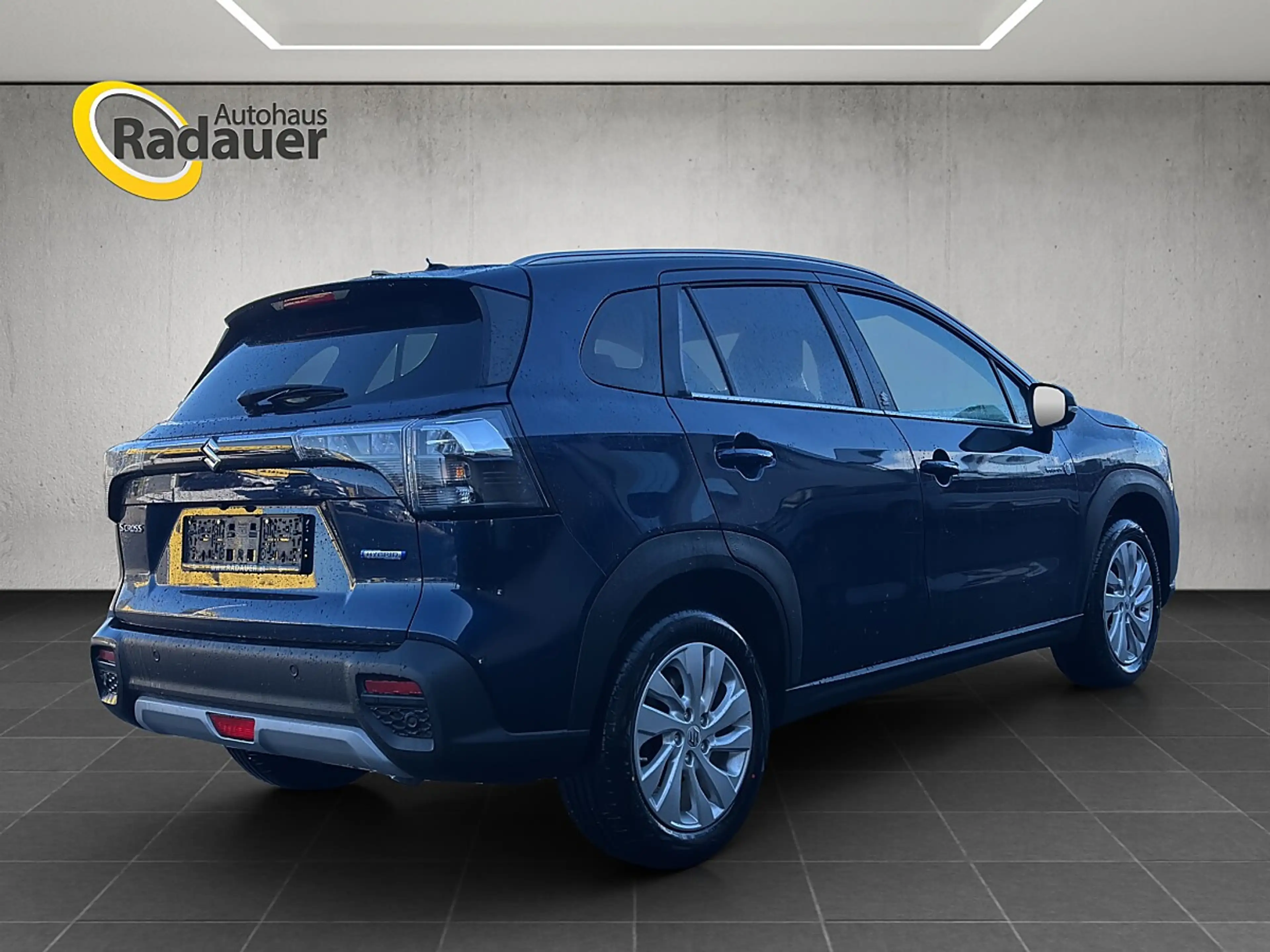 Suzuki S-Cross 1,4 Hybrid ALLGRIP shine Aut. — photo 4