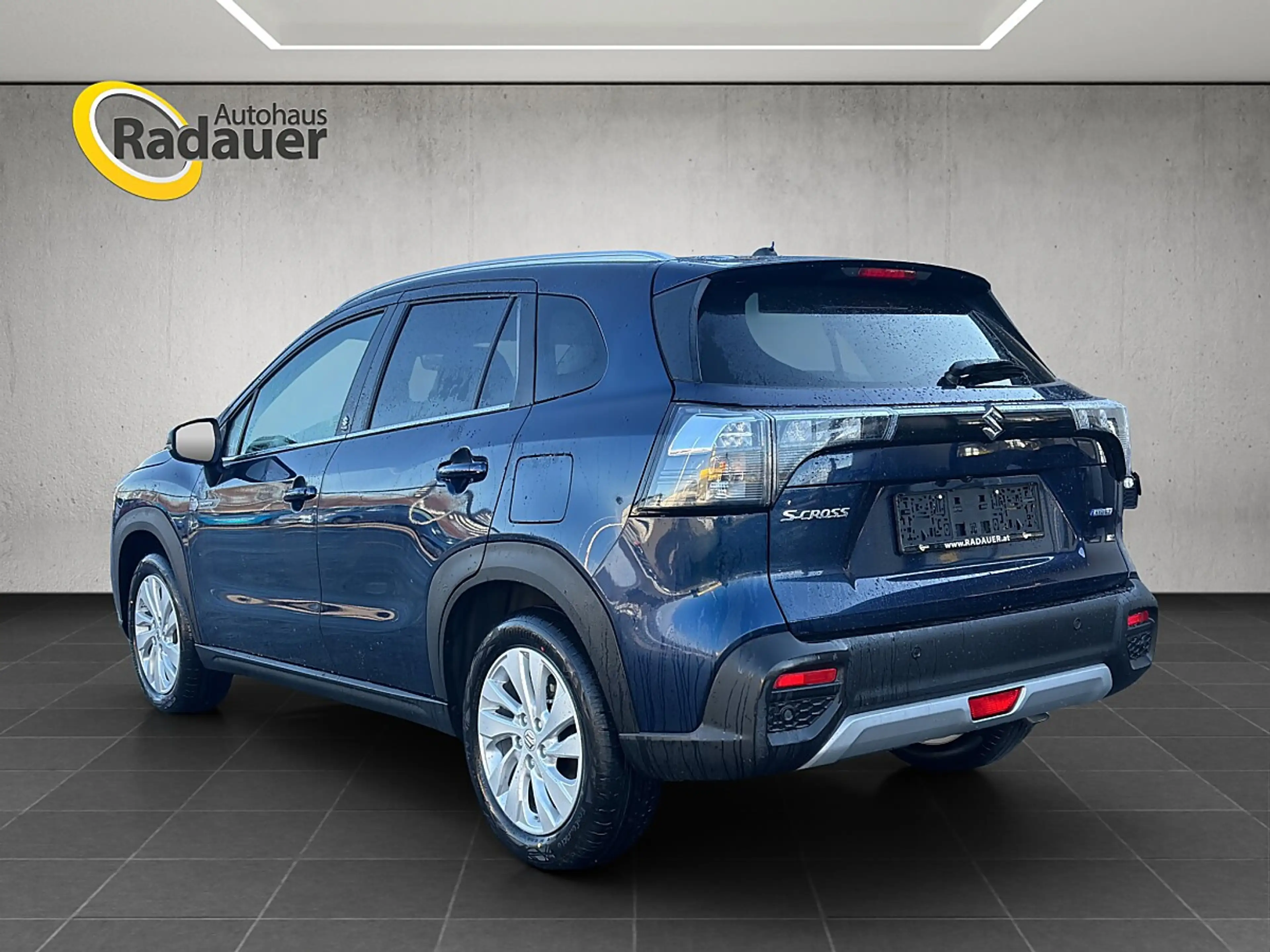 Suzuki S-Cross 1,4 Hybrid ALLGRIP shine Aut. — photo 2