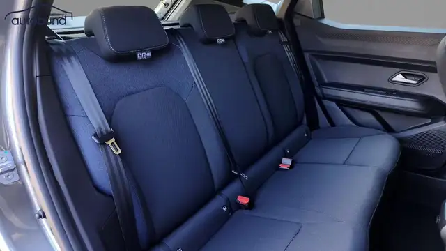 Dacia Duster view 7