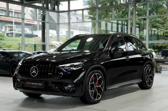 Mercedes-Benz GLC view 4