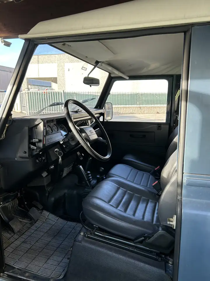 Land Rover Defender 90 2.5 td Hard Top, foto 3
