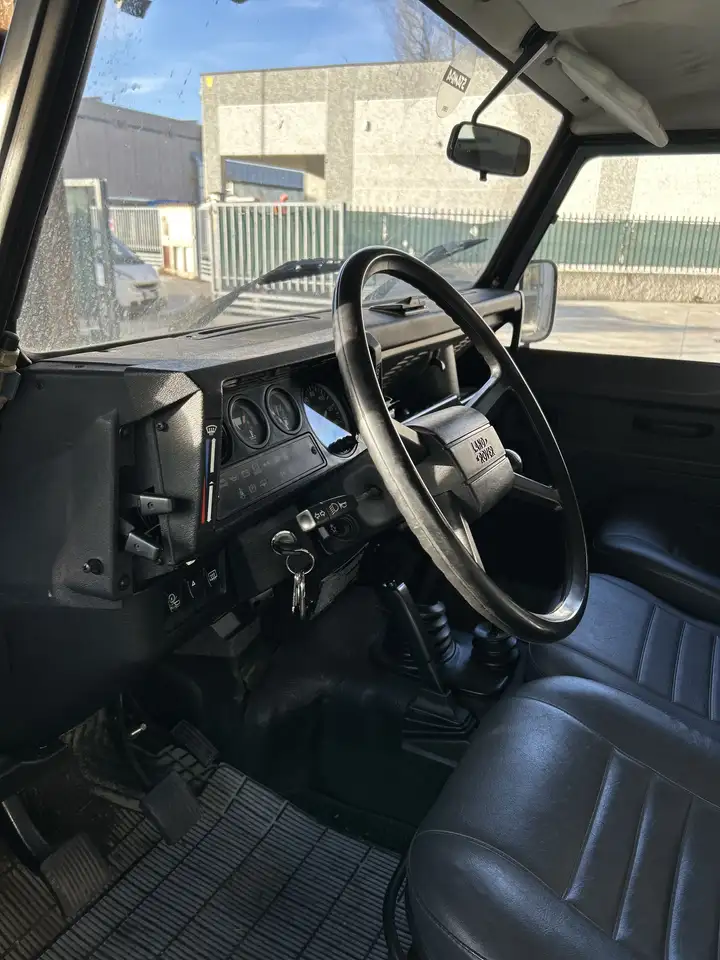 Land Rover Defender 90 2.5 td Hard Top, foto 10