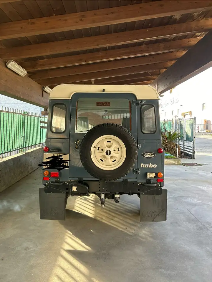Land Rover Defender 90 2.5 td Hard Top, foto 12