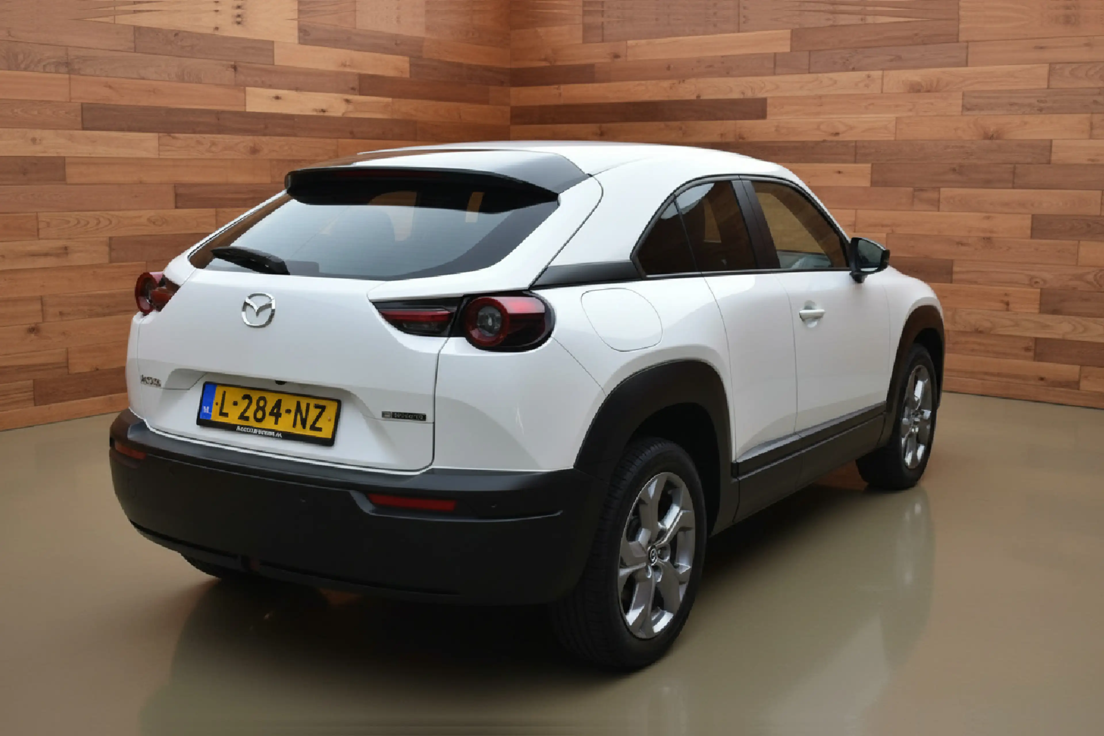 Mazda MX-30 e-SkyActiv 145 Comfort 36 kWh | SOH 95,81% — photo 5