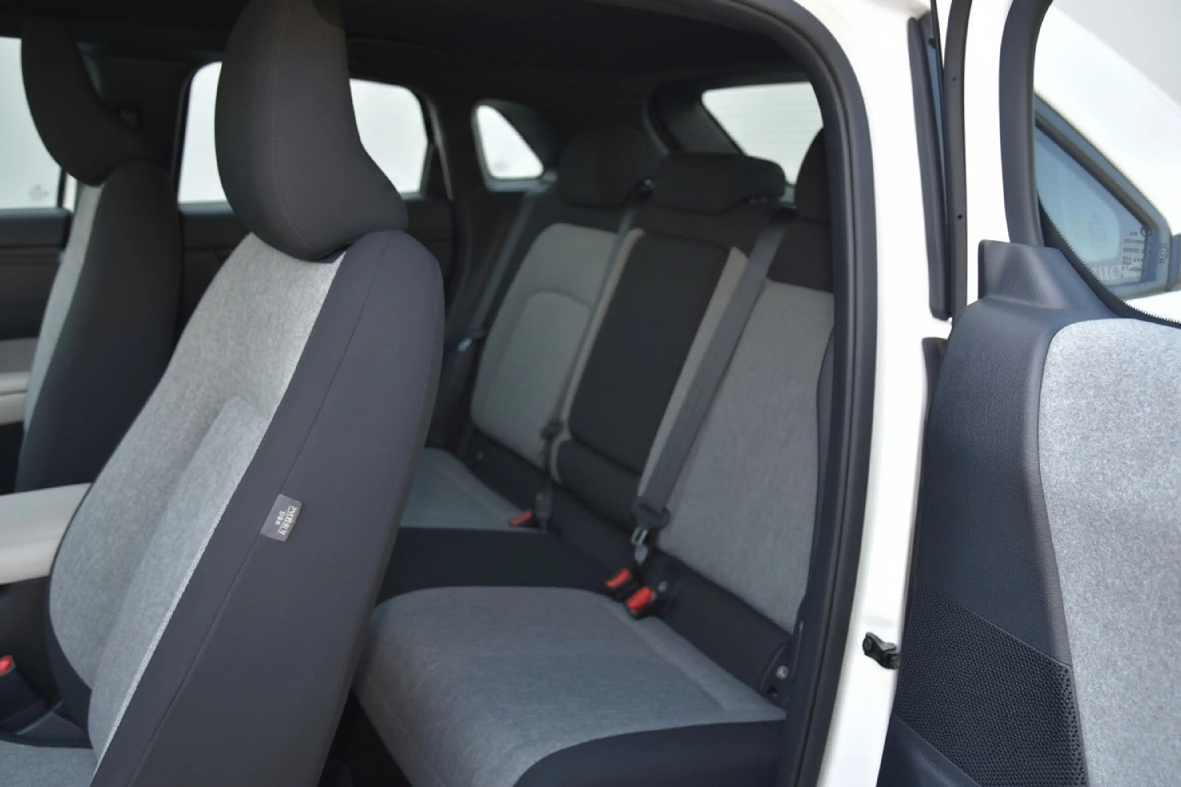 Mazda MX-30 e-SkyActiv 145 Comfort 36 kWh | SOH 95,81% — photo 12