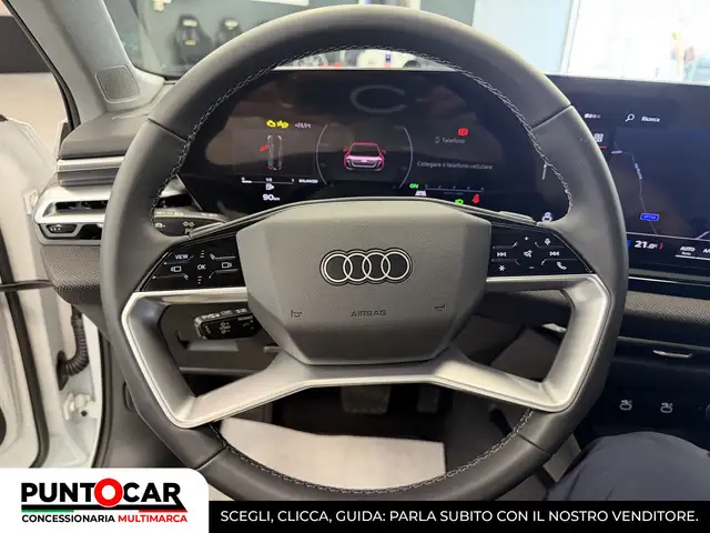 Audi A5 view 9