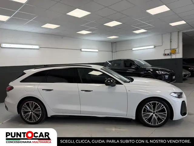 Audi A5 view 4