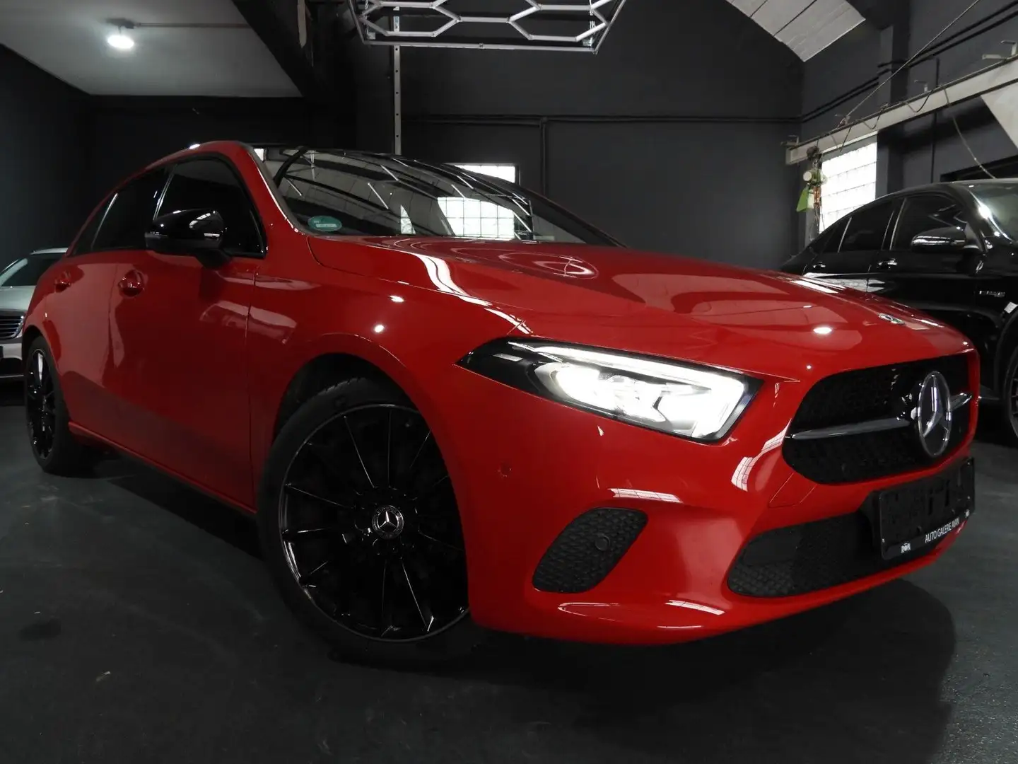 Mercedes-Benz A 200 Piros - 2