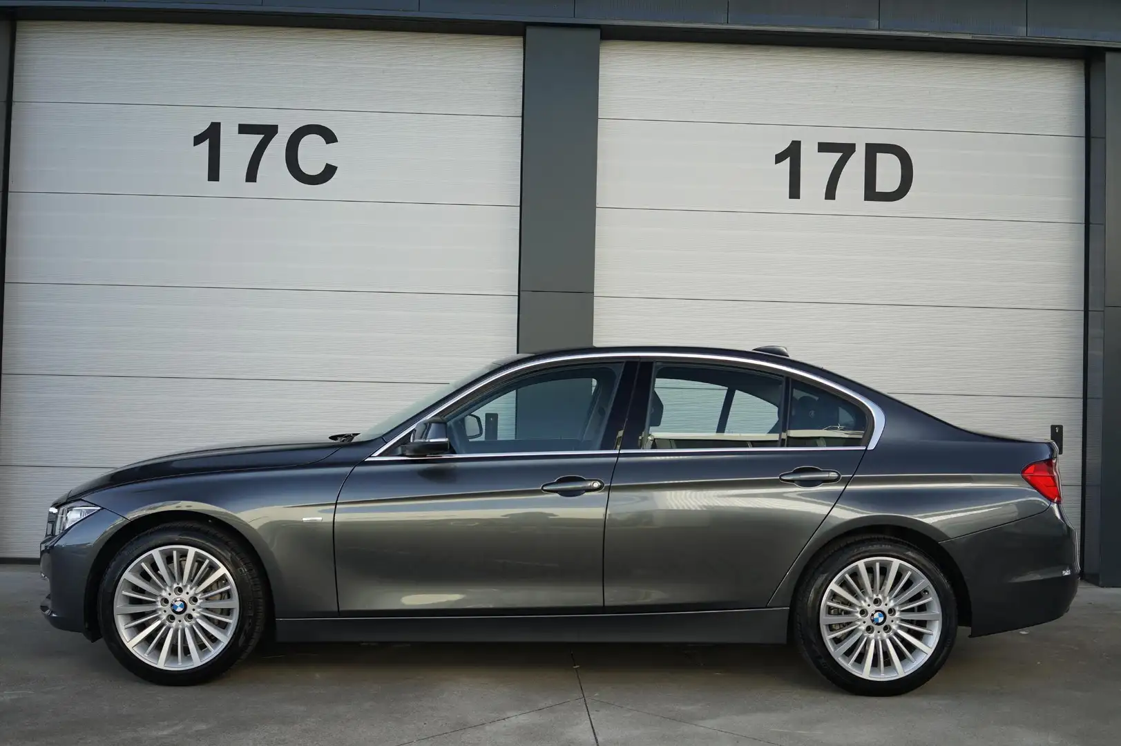 BMW 335 3-serie 335i Gris - 1